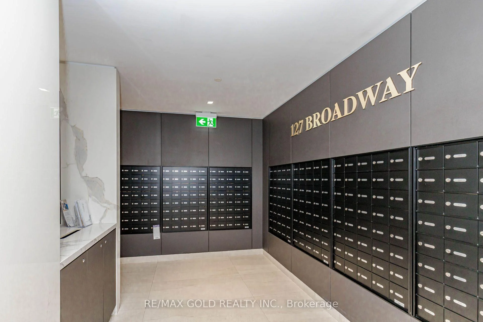 Photo 40 of 127 Broadway Avenue, Toronto, Mount Pleasant West — HOMEH