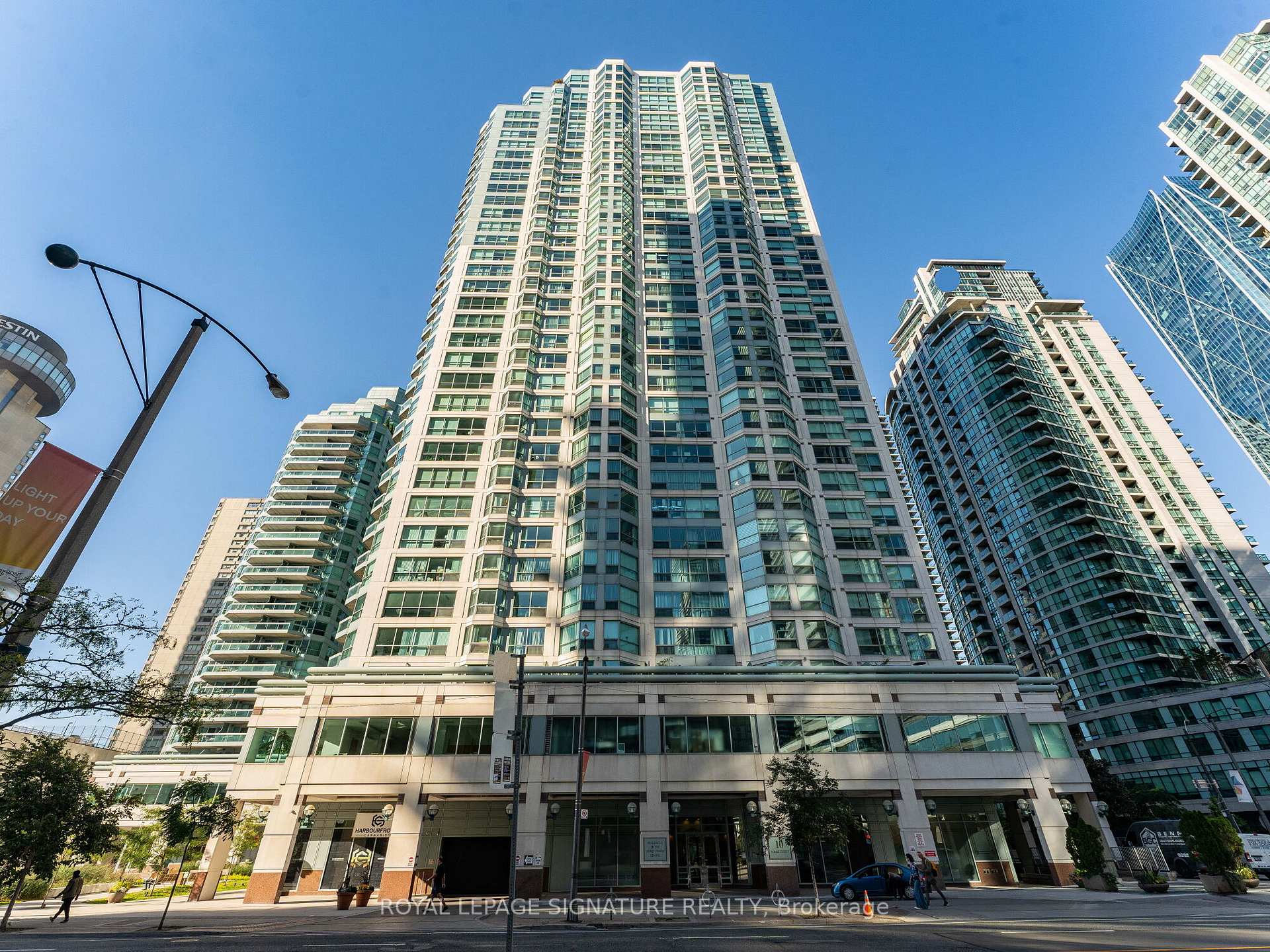 Photo 1 of Unit 1701, 10 Yonge Street, Toronto, Waterfront Communities — HOMEH