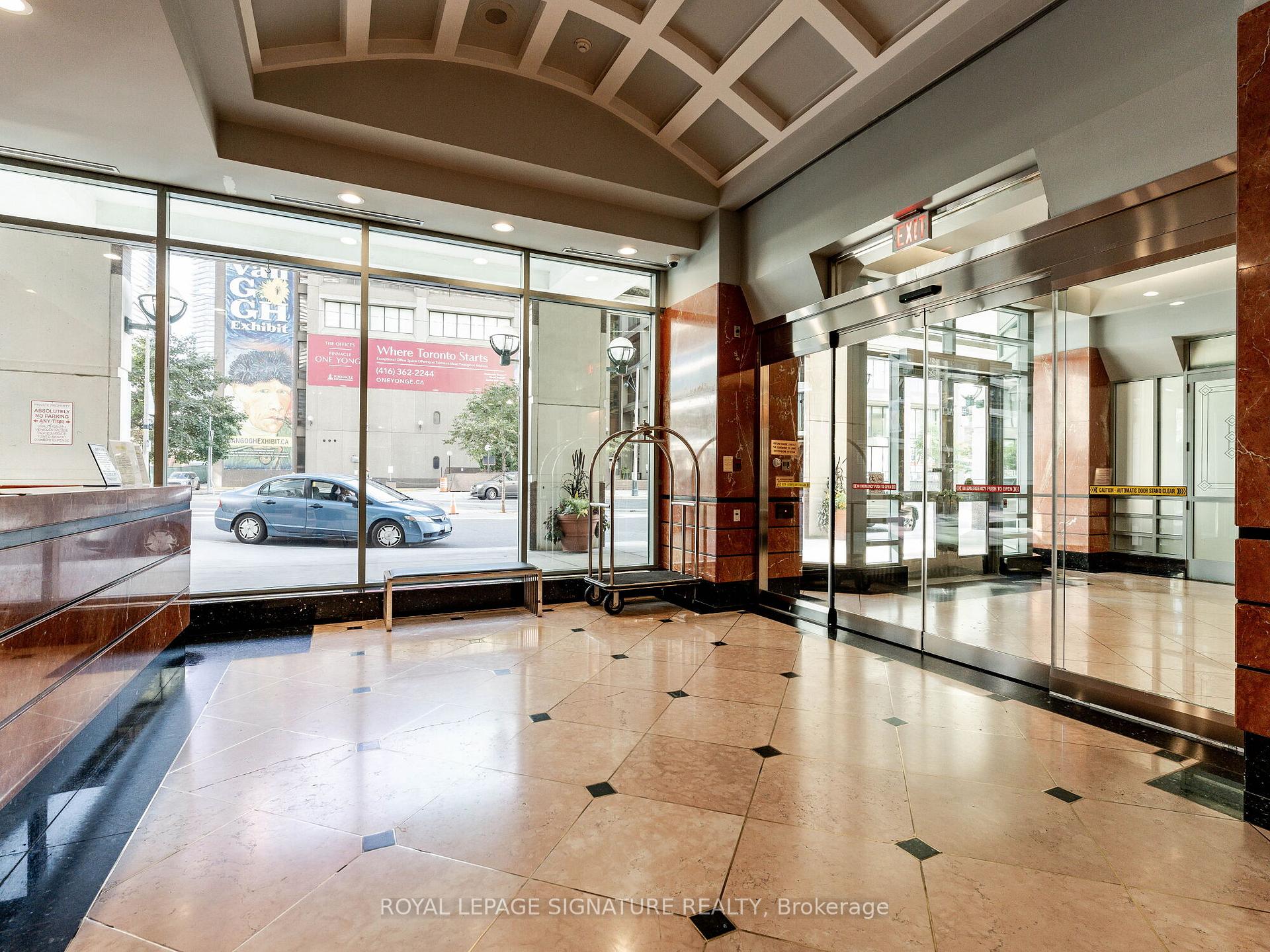 Photo 3 of Unit 1701, 10 Yonge Street, Toronto, Waterfront Communities — HOMEH