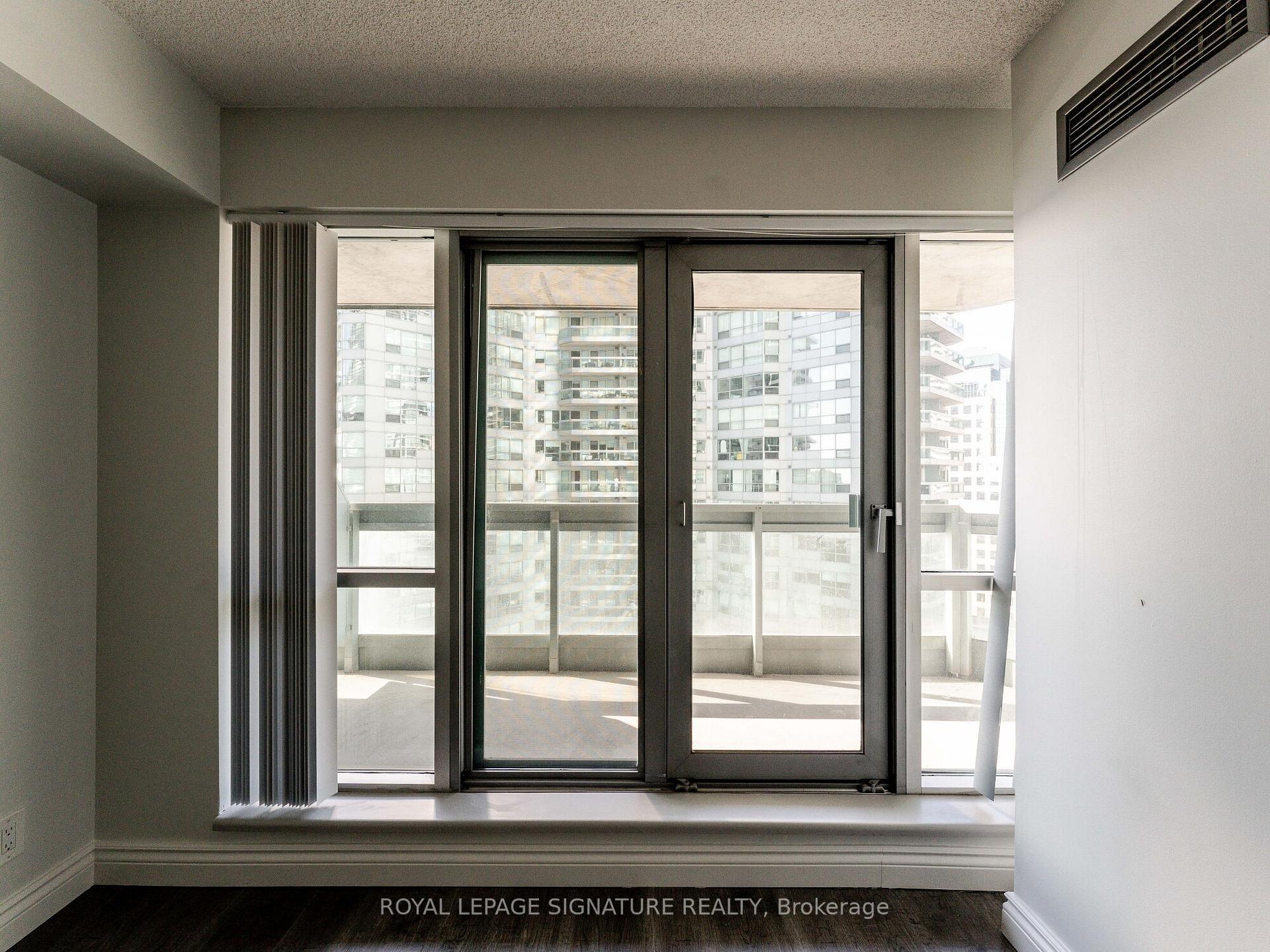 Photo 23 of Unit 1701, 10 Yonge Street, Toronto, Waterfront Communities — HOMEH