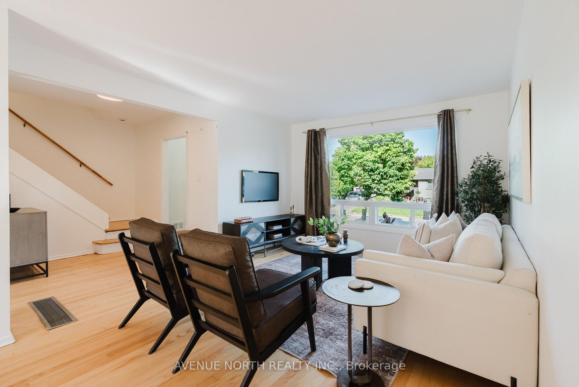 Photo 9 of 2732-2730 Colman Street, Ottawa, Riverside Park — HOMEH