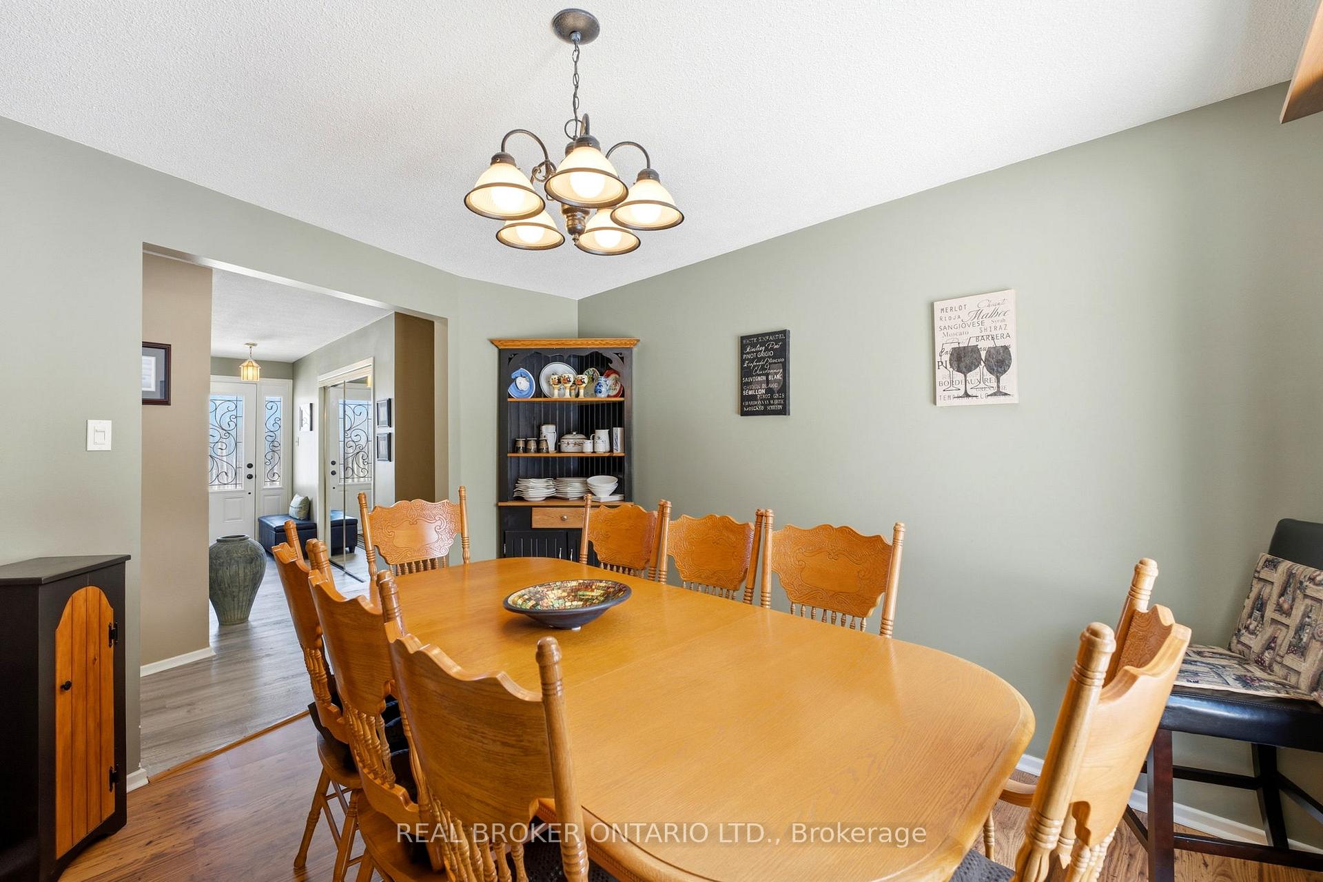 Photo 13 of 109 Highview Drive, Ottawa, Constance Bay — HOMEH