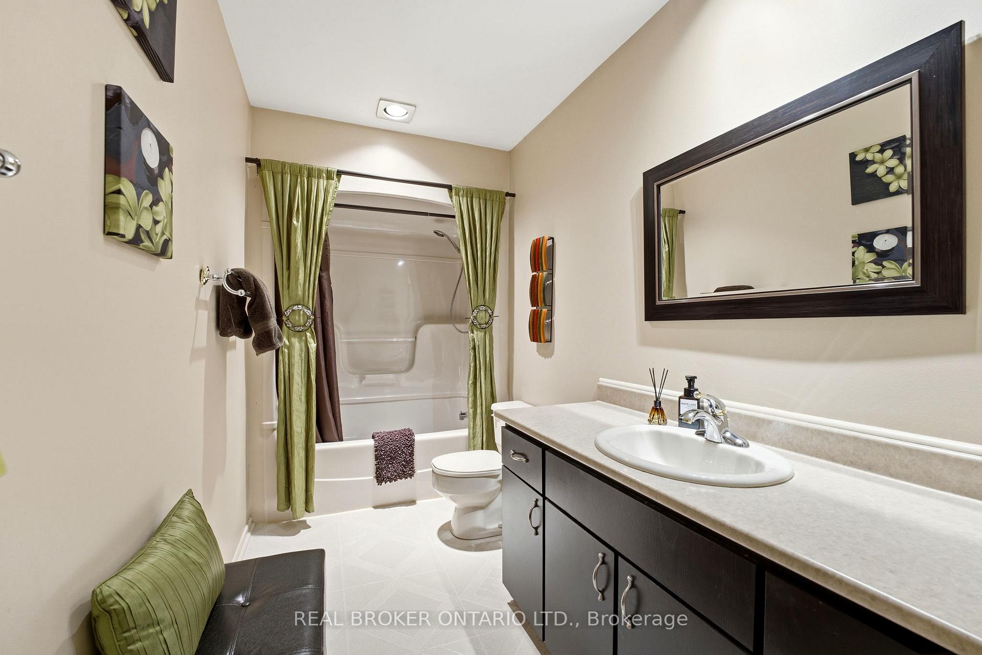 Photo 18 of 109 Highview Drive, Ottawa, Constance Bay — HOMEH