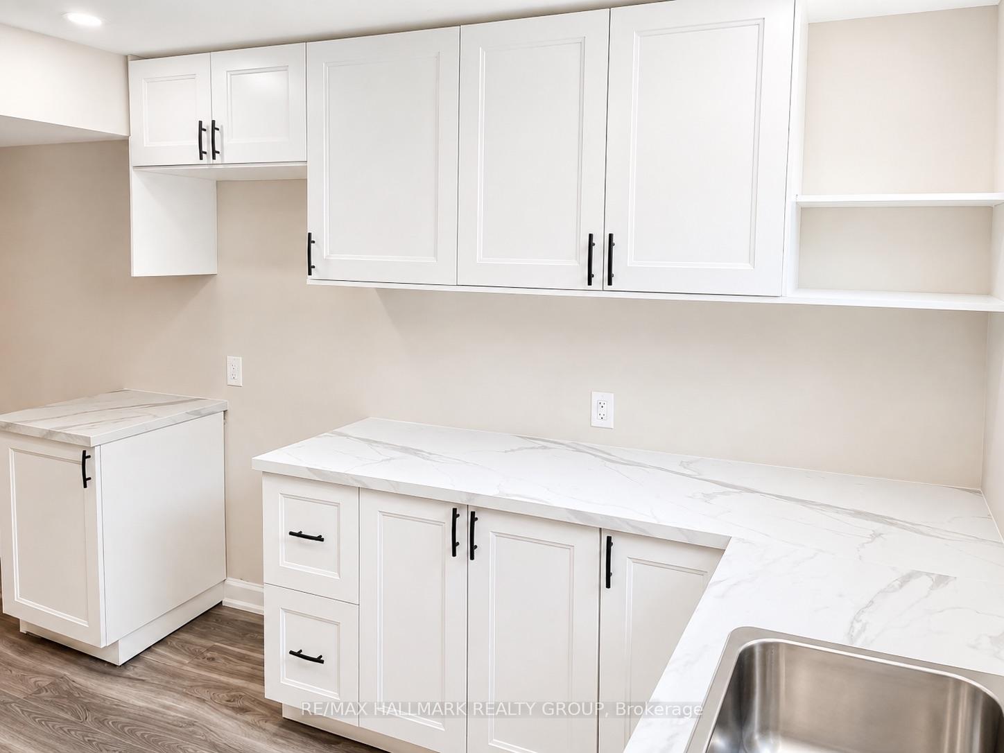 Photo 11 of 1926 Celeste Way, Ottawa, Fallingbrook/Gardenway South — HOMEH