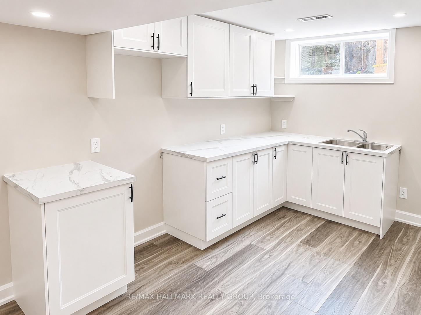 Photo 12 of 1926 Celeste Way, Ottawa, Fallingbrook/Gardenway South — HOMEH