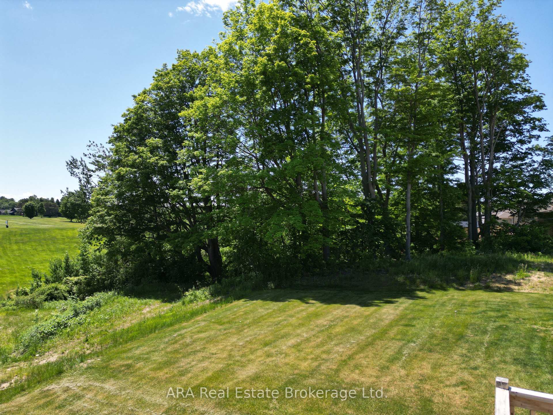 Photo 16 of Unit 33, 2 Hilton Lane, Meaford — HOMEH
