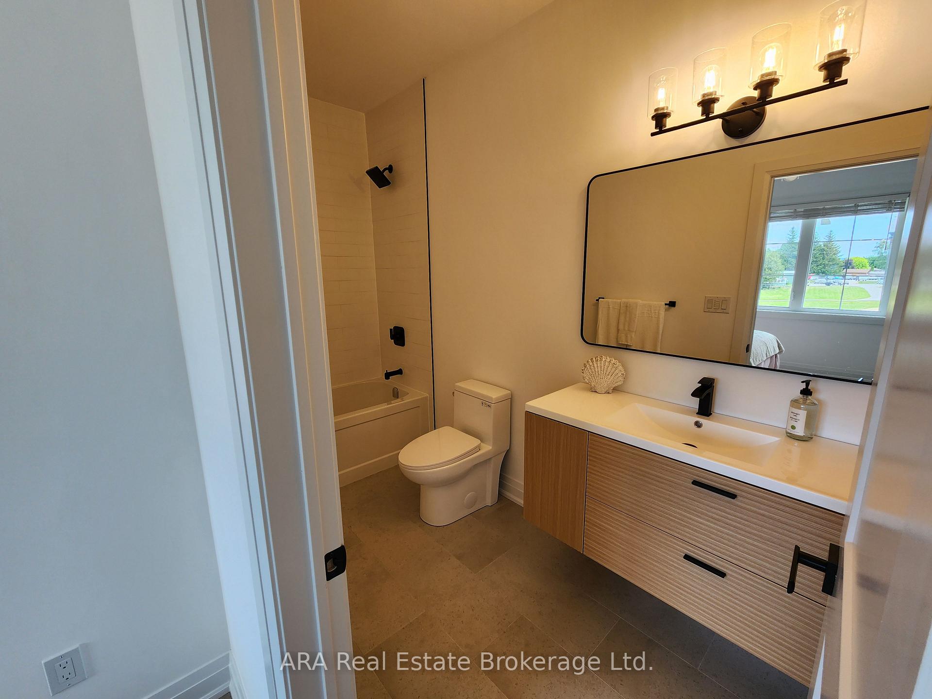 Photo 34 of Unit 33, 2 Hilton Lane, Meaford — HOMEH