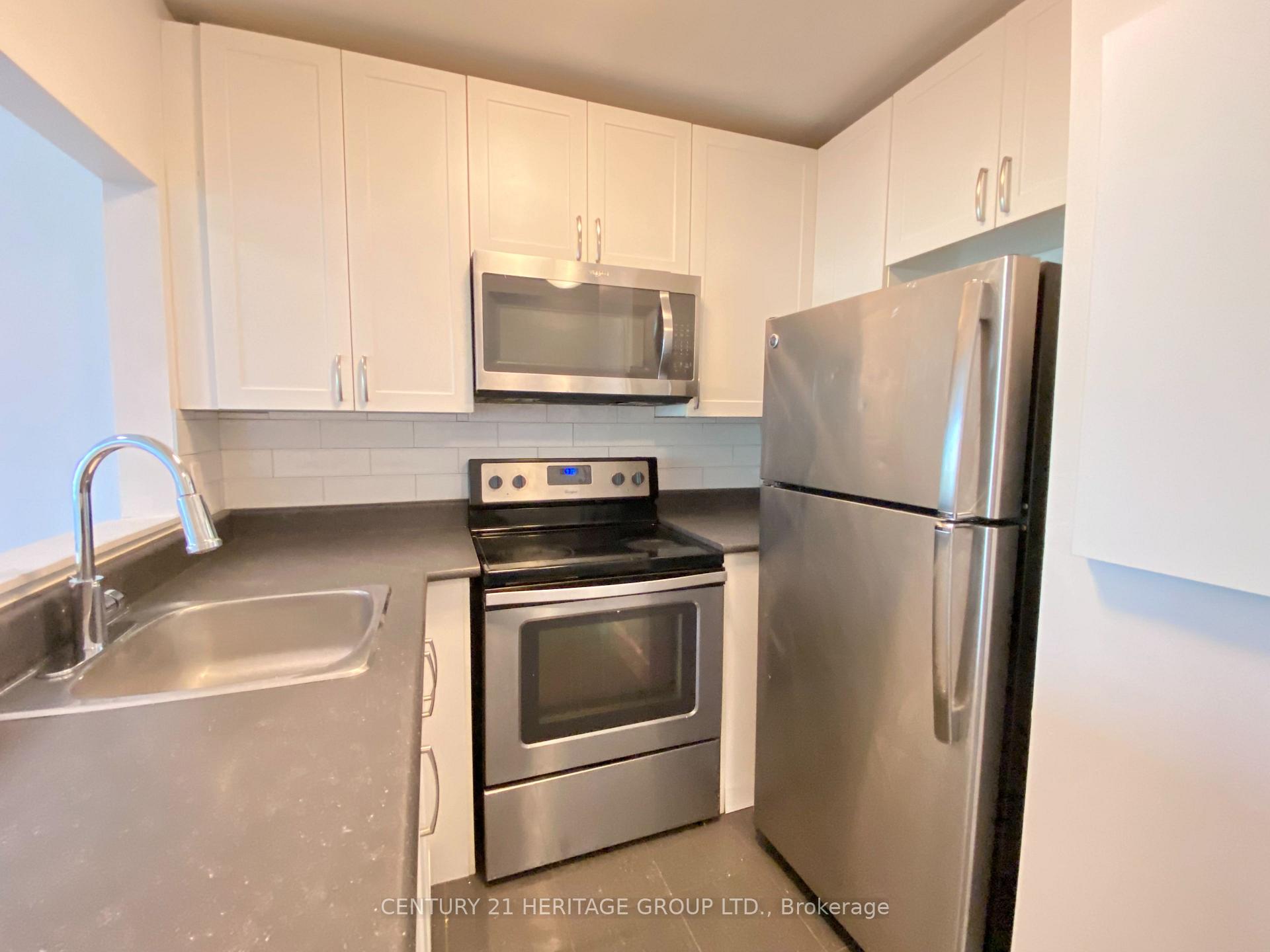 Photo 13 of Unit 403, 170 Grove Street E, Barrie, Wellington — HOMEH