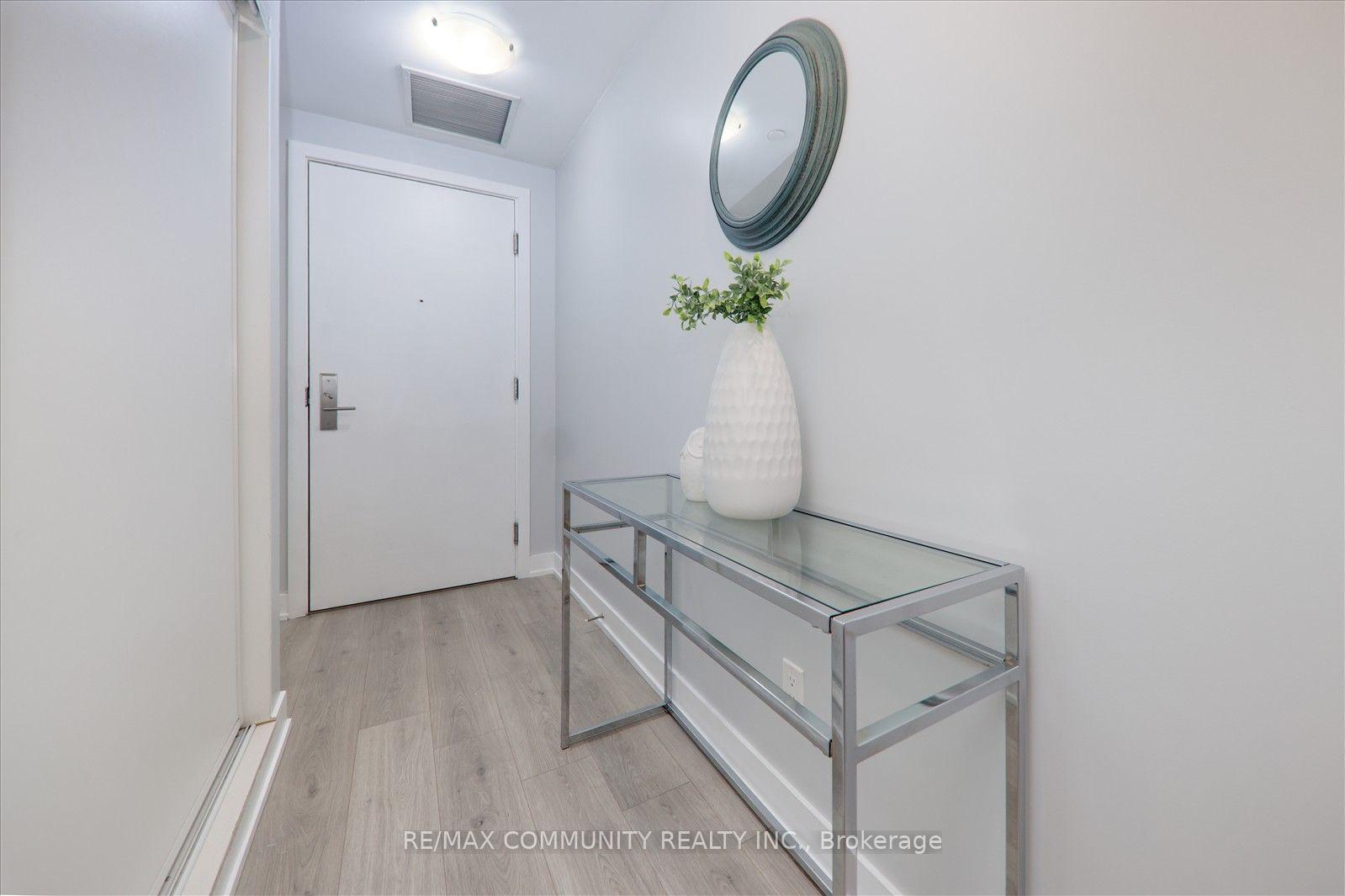 Photo 7 of Unit 206, 1709 Bur Oak Avenue, Markham, Wismer — HOMEH