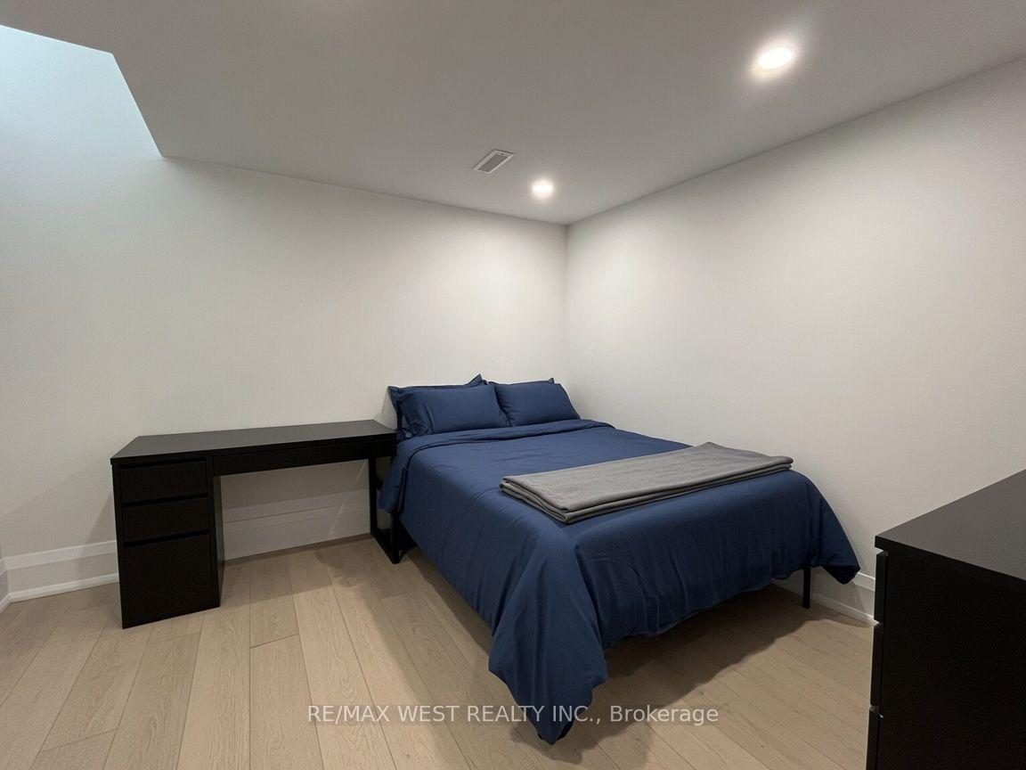 Photo 12 of Unit 5, 202 Perth Avenue, Toronto, Dovercourt-Wallace Emerson-Junction — HOMEH