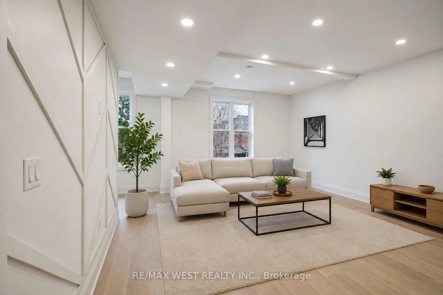 Photo 7 of Unit 5, 202 Perth Avenue, Toronto, Dovercourt-Wallace Emerson-Junction — HOMEH