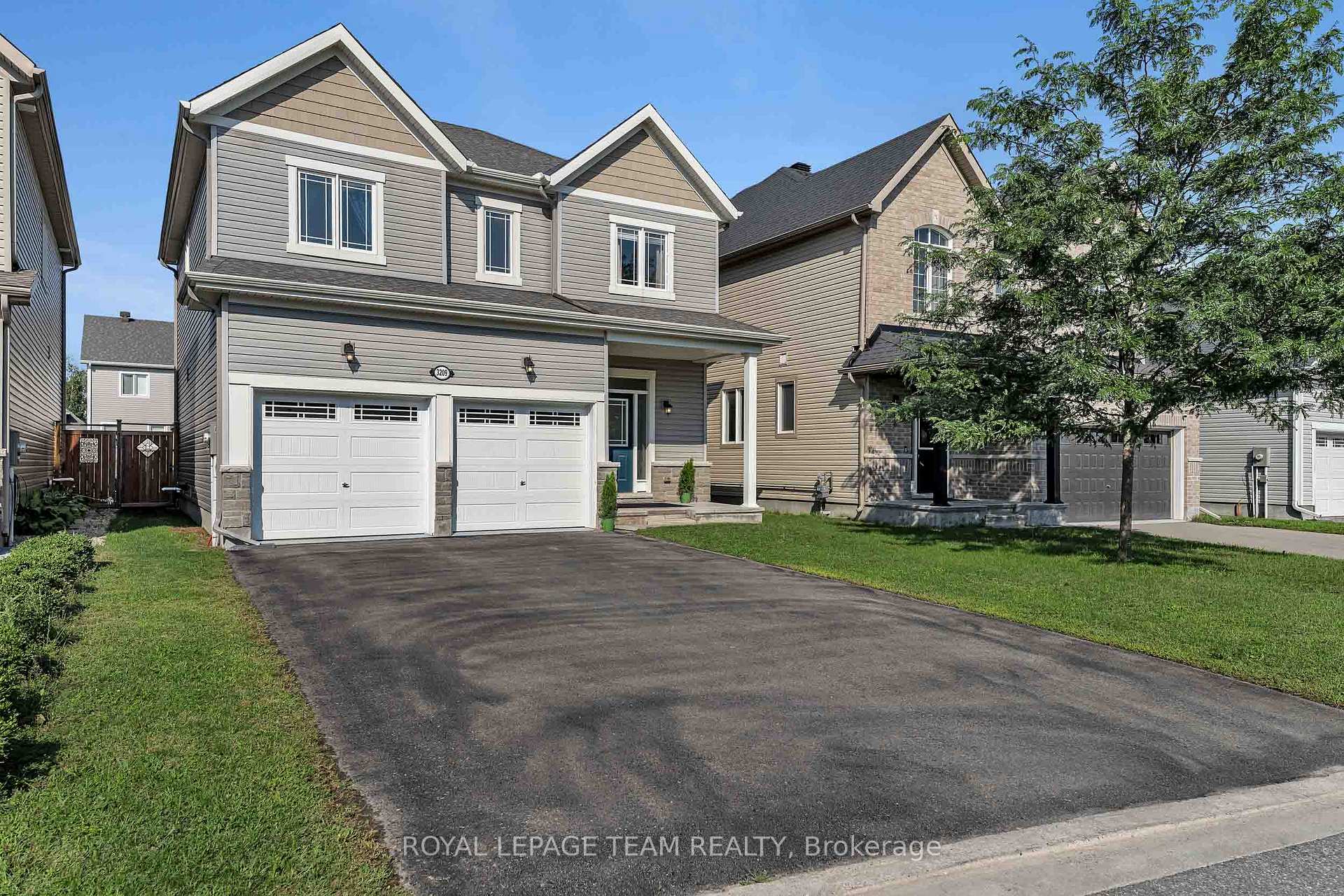 Photo 2 of 3209 Harvester Crescent, North Grenville, Kemptville — HOMEH