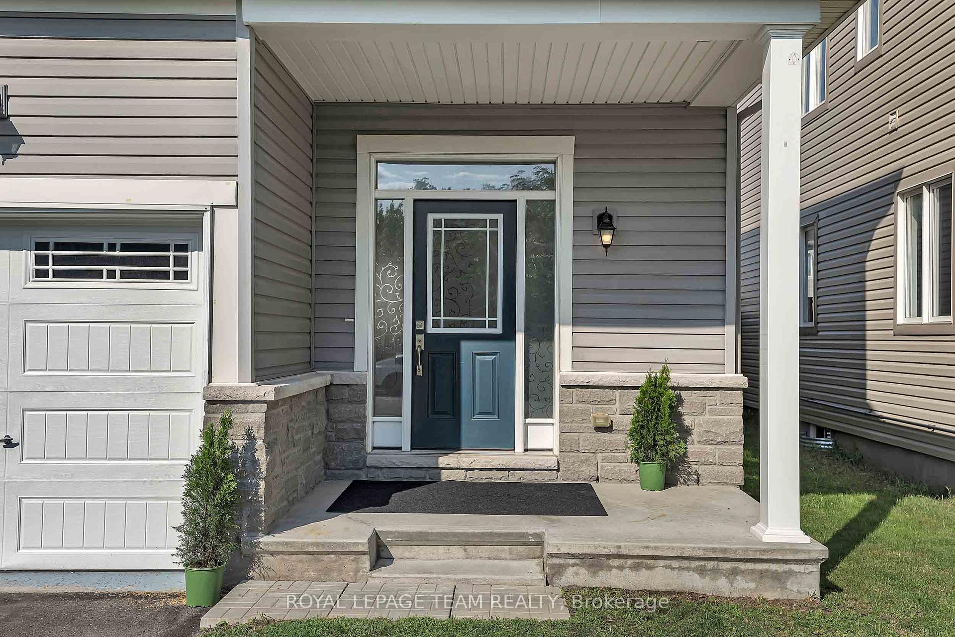Photo 3 of 3209 Harvester Crescent, North Grenville, Kemptville — HOMEH