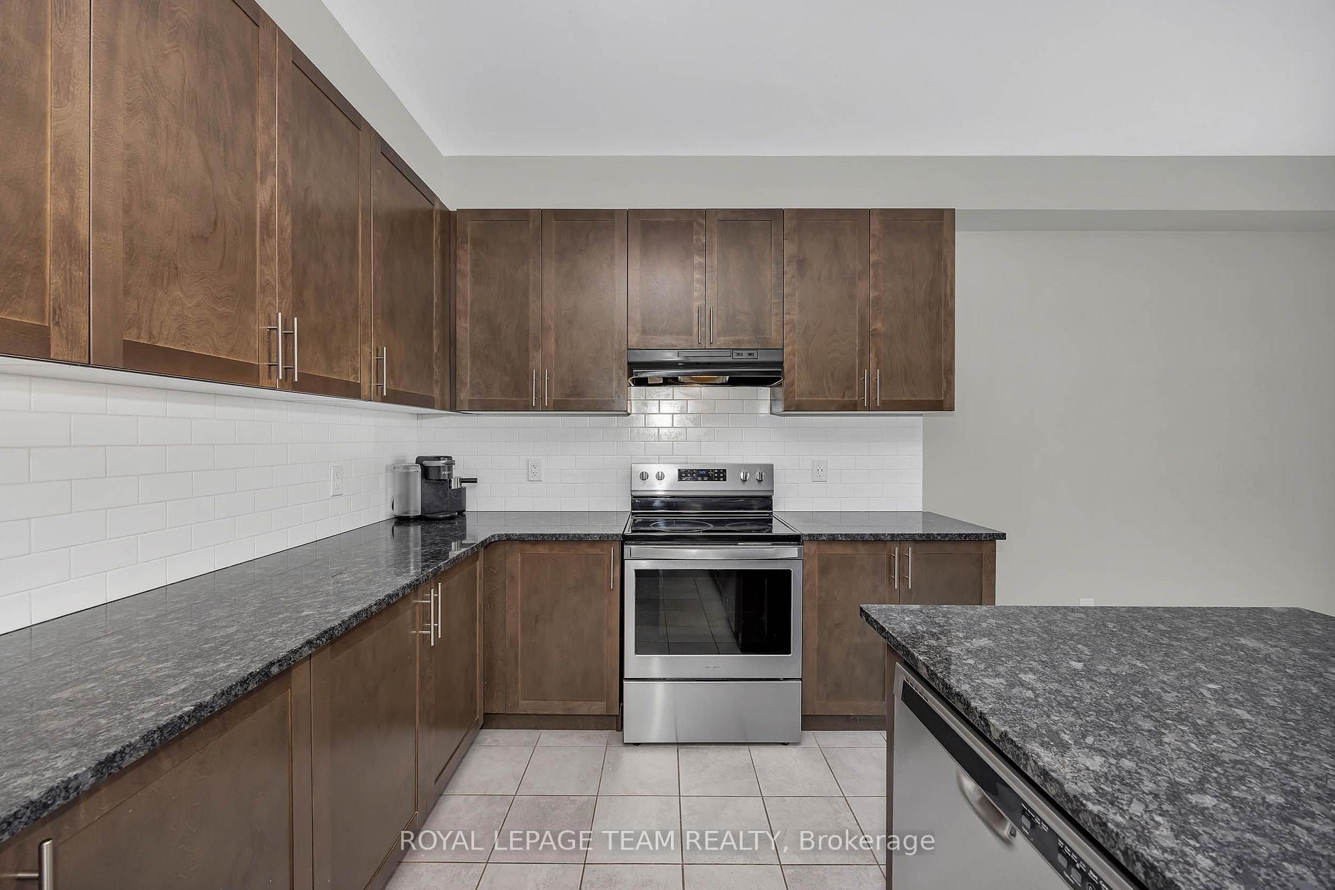 Photo 11 of 3209 Harvester Crescent, North Grenville, Kemptville — HOMEH