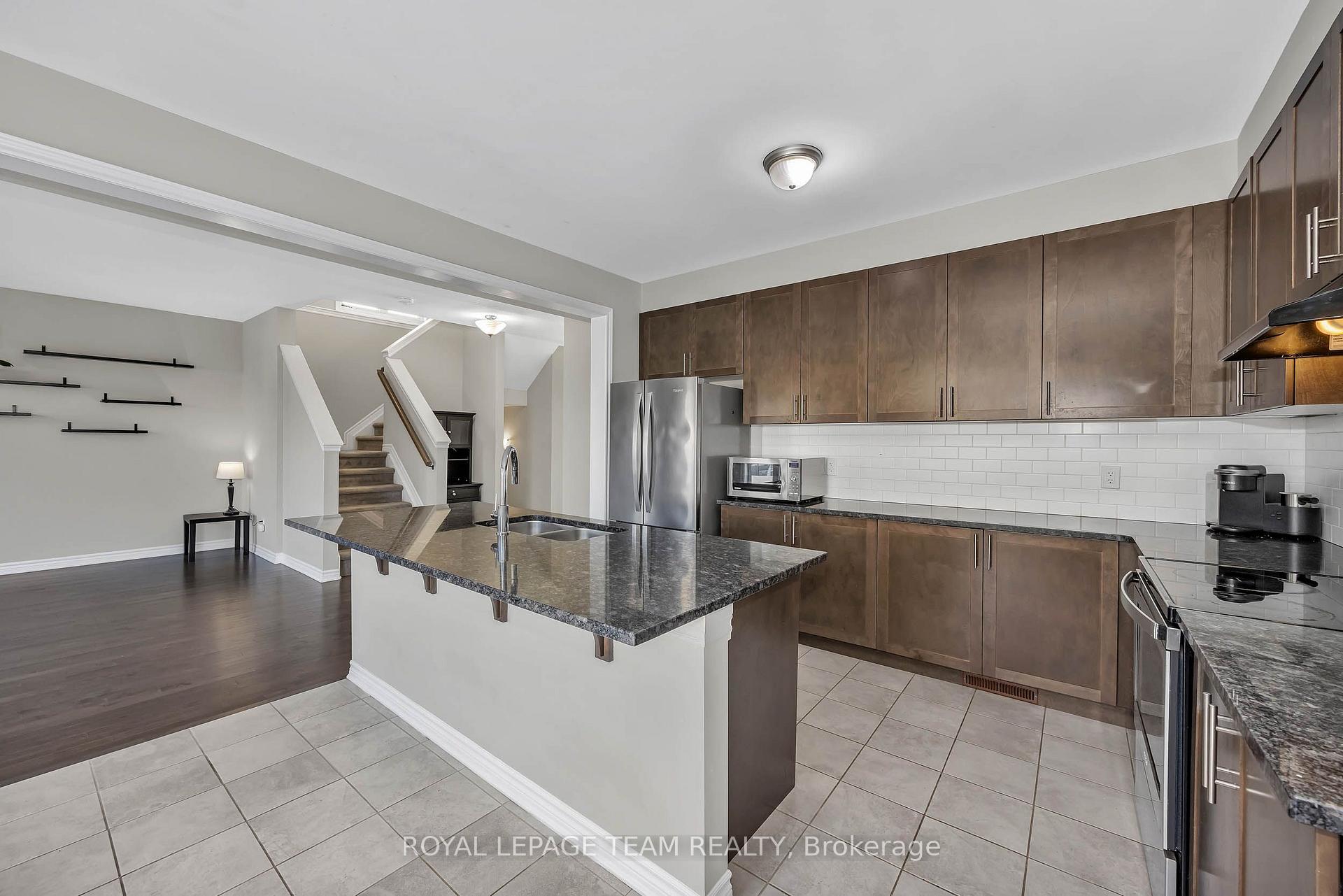 Photo 13 of 3209 Harvester Crescent, North Grenville, Kemptville — HOMEH