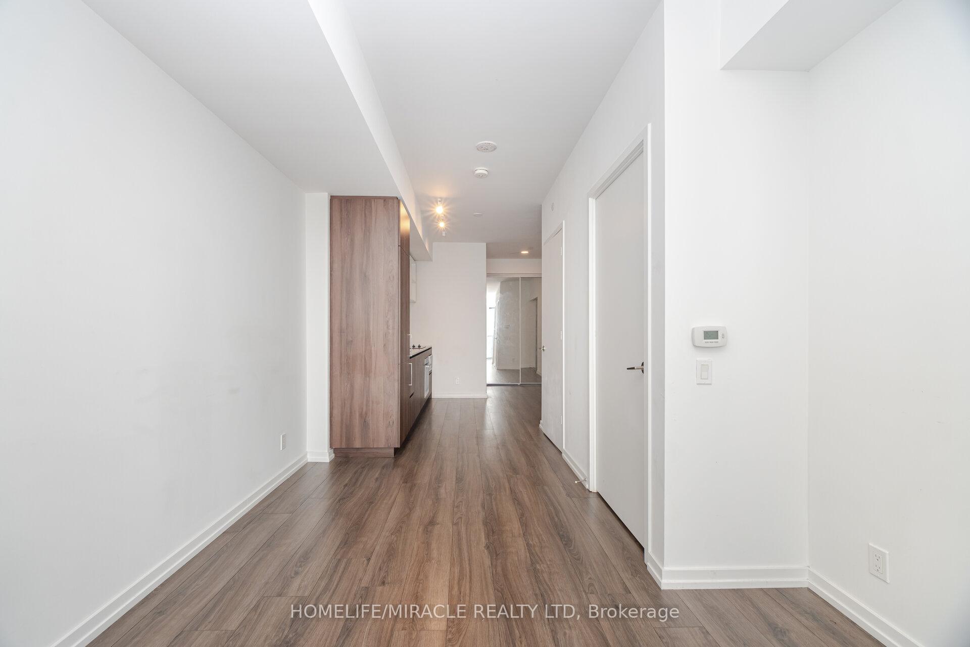 Photo 15 of Unit 3907, 7890 Jane Street, Vaughan, Vaughan Corporate Centre — HOMEH