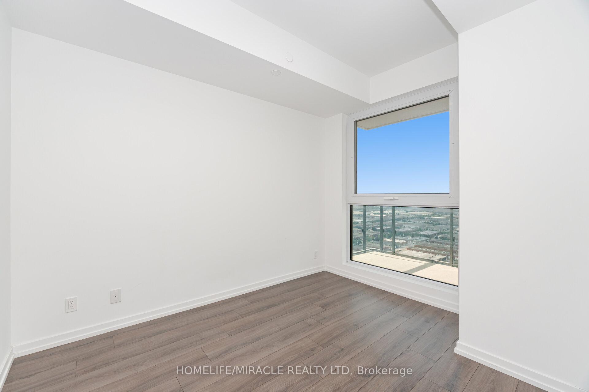 Photo 17 of Unit 3907, 7890 Jane Street, Vaughan, Vaughan Corporate Centre — HOMEH