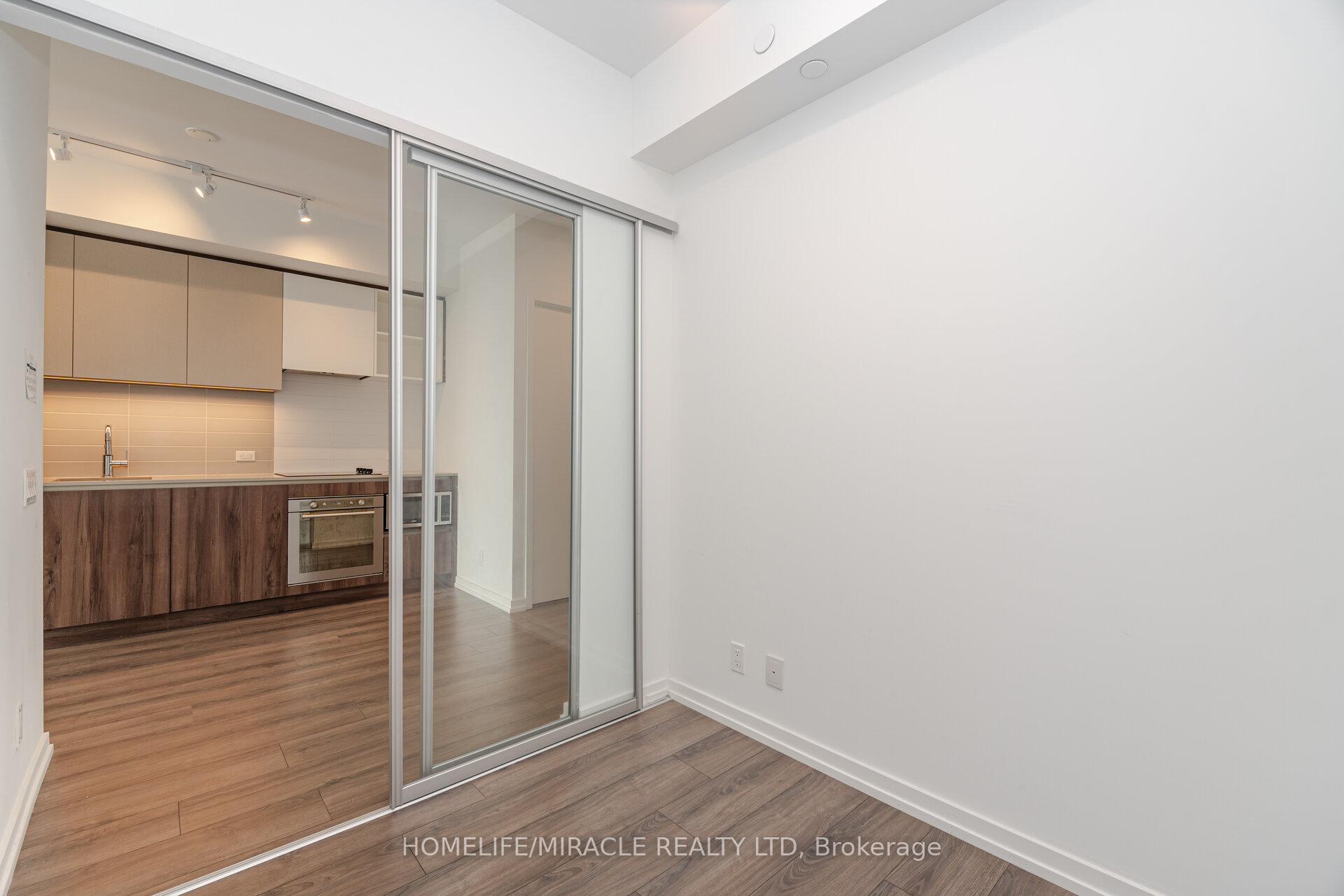 Photo 22 of Unit 3907, 7890 Jane Street, Vaughan, Vaughan Corporate Centre — HOMEH