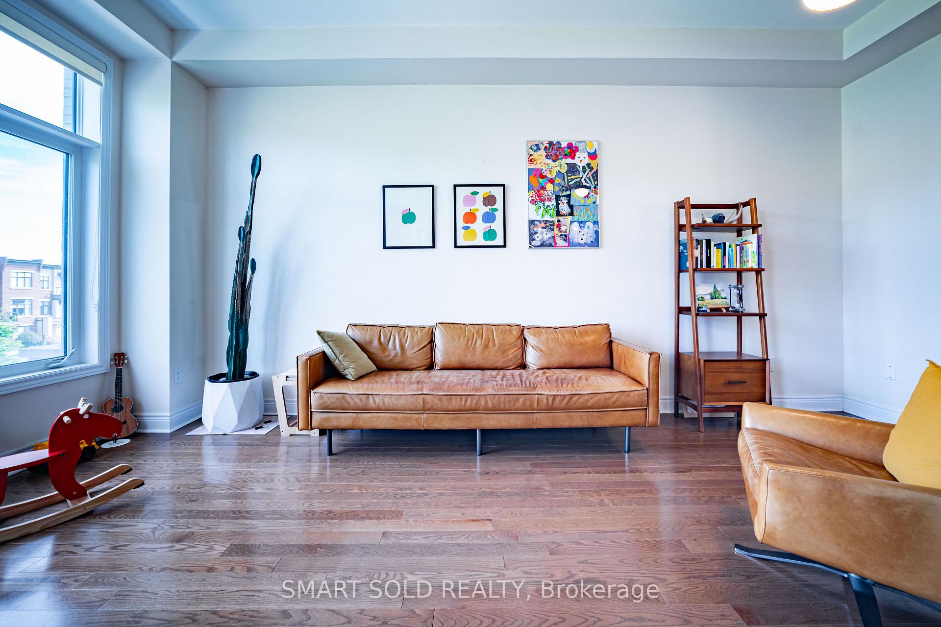 Photo 6 of 22 heriot Place, Vaughan, Patterson — HOMEH