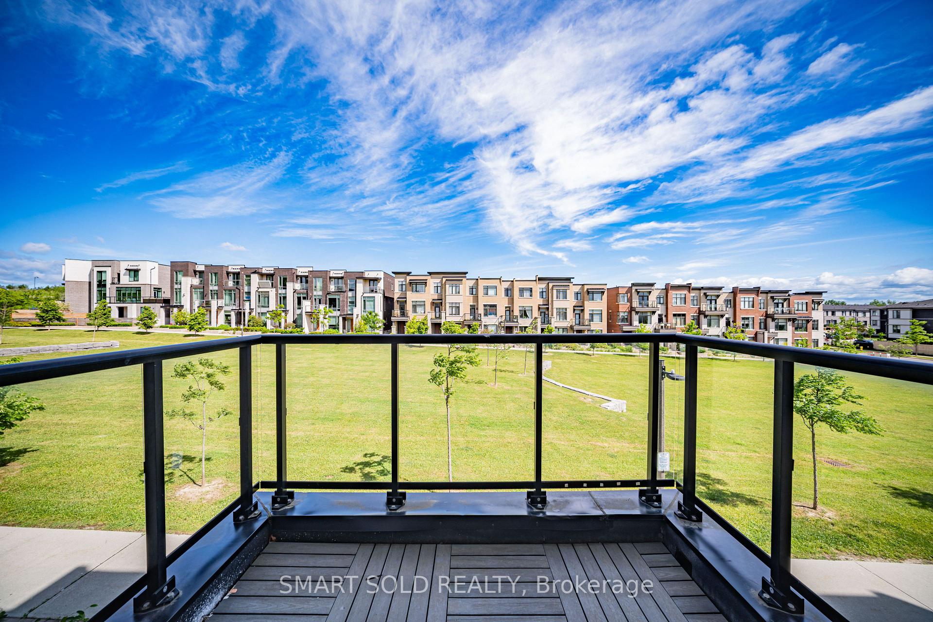 Photo 18 of 22 heriot Place, Vaughan, Patterson — HOMEH