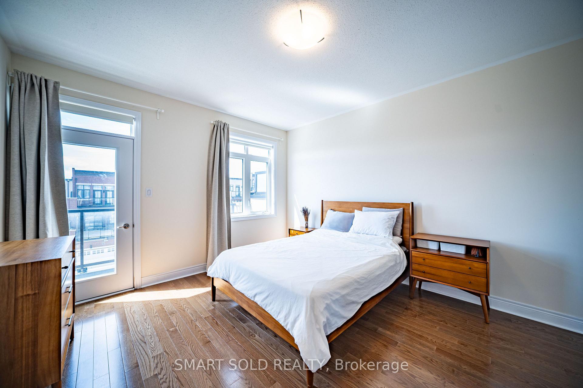 Photo 19 of 22 heriot Place, Vaughan, Patterson — HOMEH