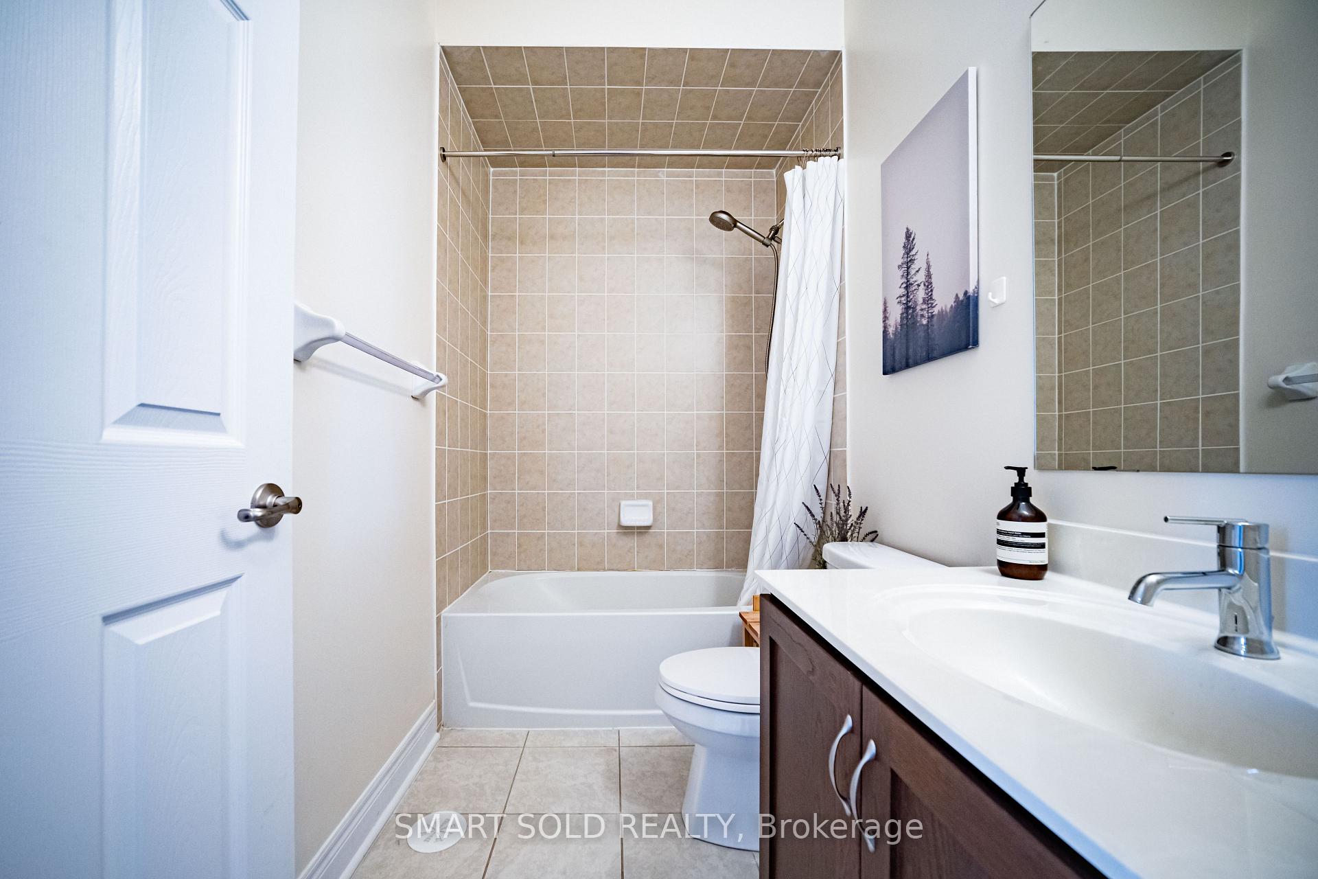 Photo 30 of 22 heriot Place, Vaughan, Patterson — HOMEH