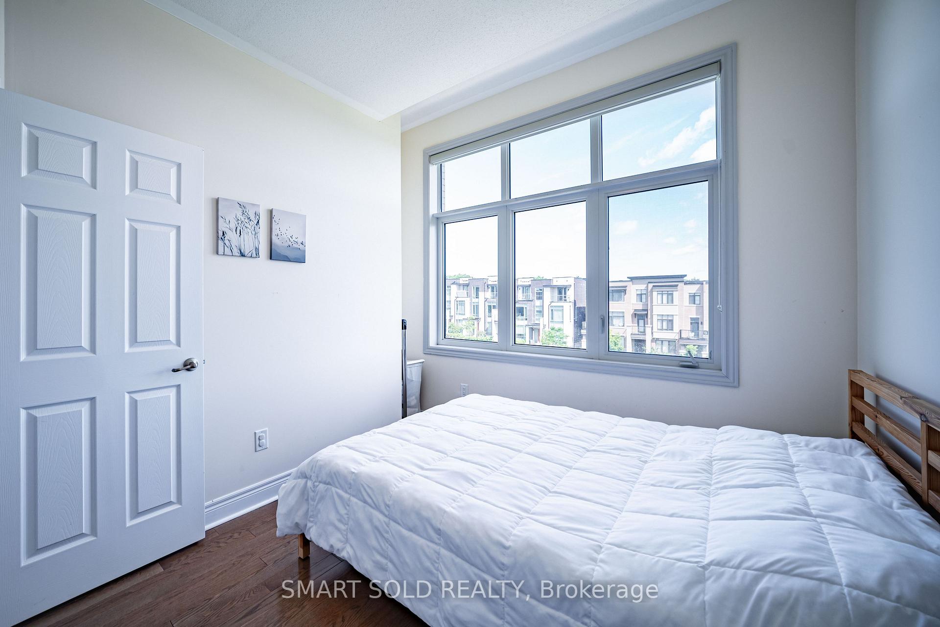 Photo 37 of 22 heriot Place, Vaughan, Patterson — HOMEH