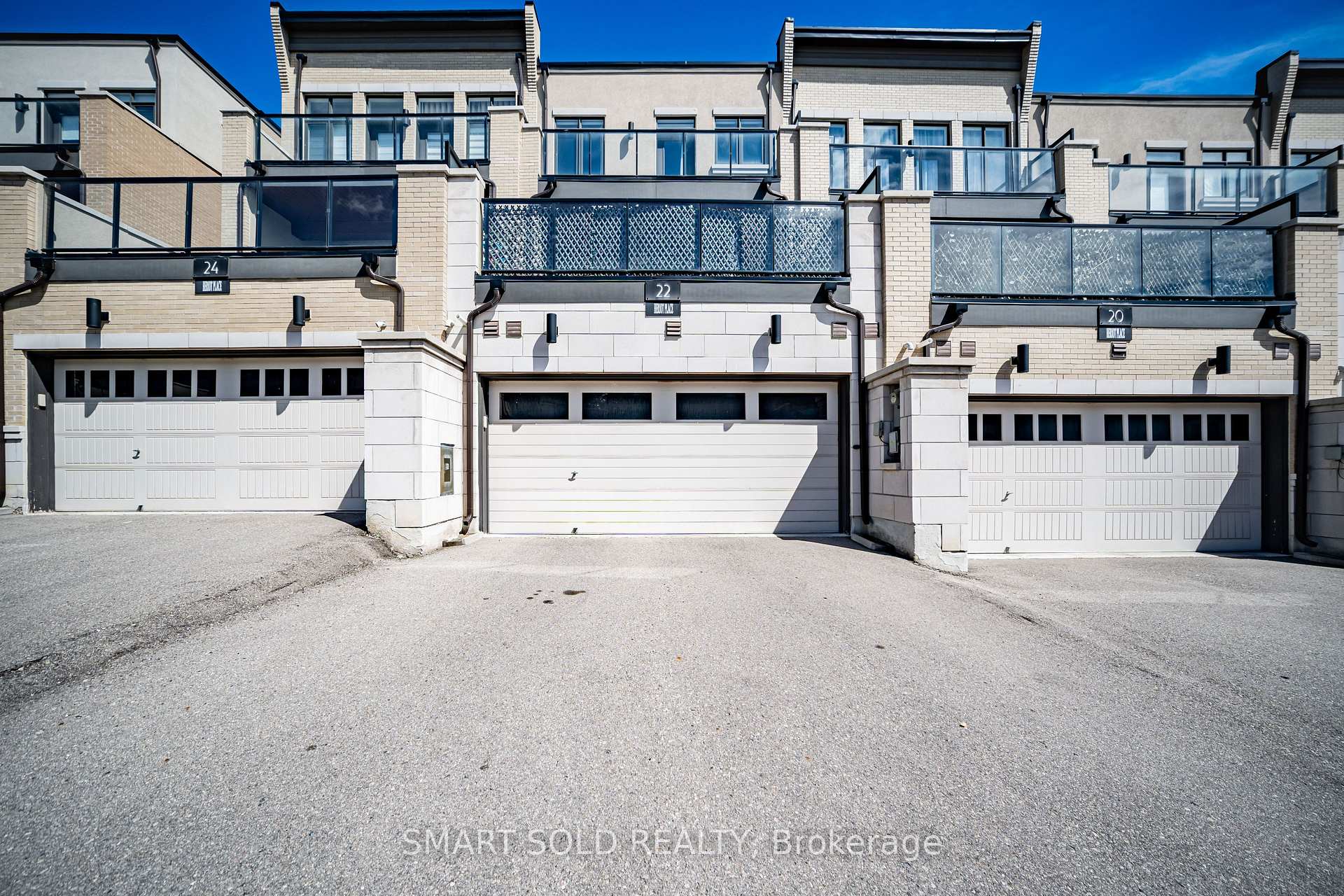 Photo 49 of 22 heriot Place, Vaughan, Patterson — HOMEH
