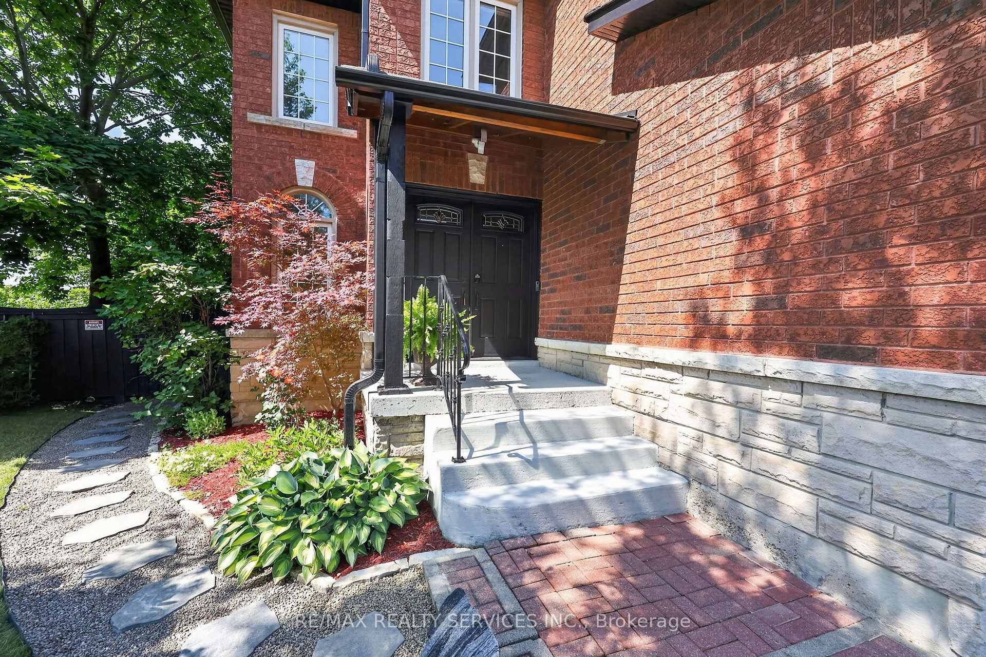 Photo 5 of 1 Plummer Road, Caledon, Bolton West — HOMEH