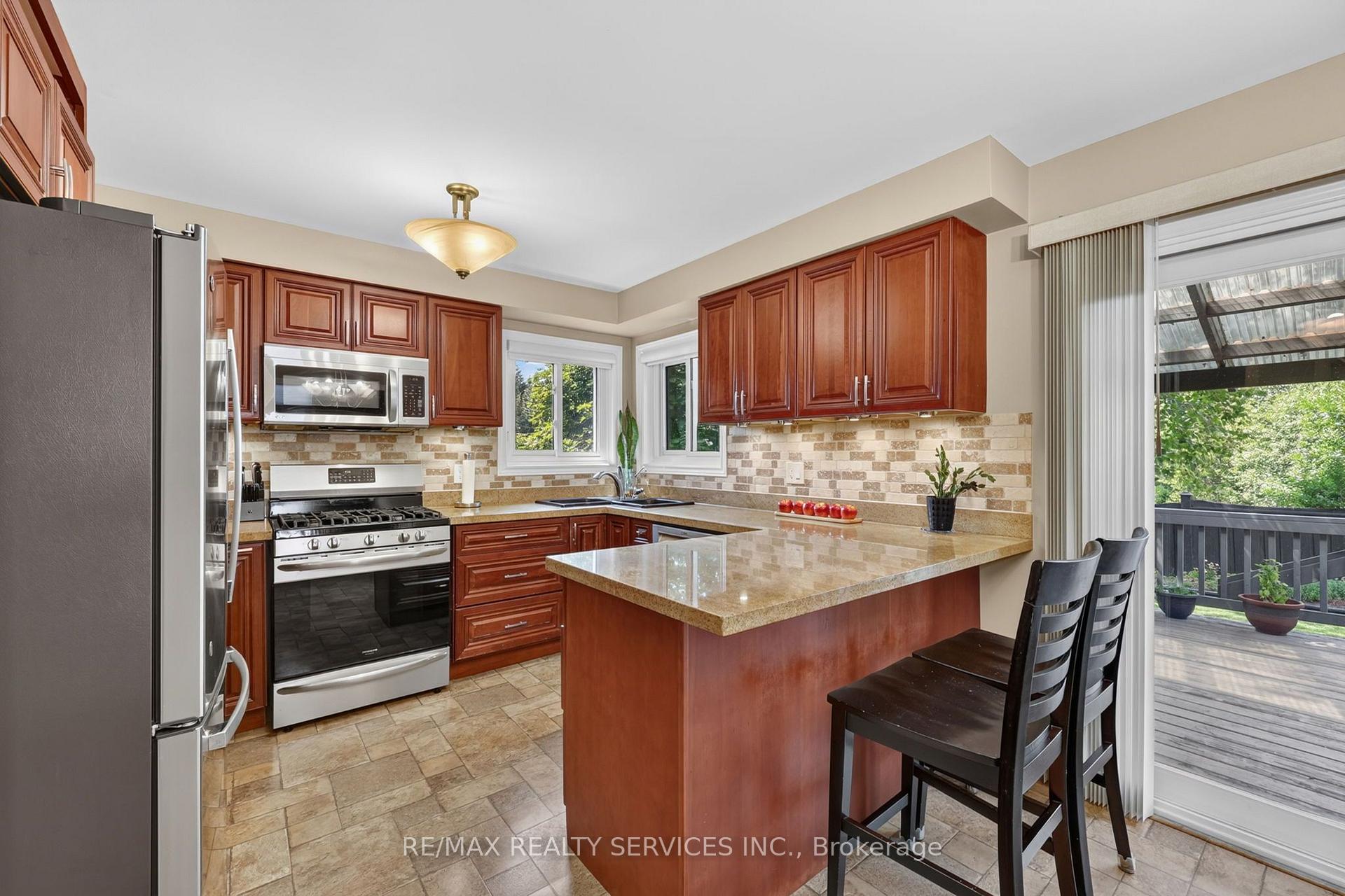 Photo 13 of 1 Plummer Road, Caledon, Bolton West — HOMEH