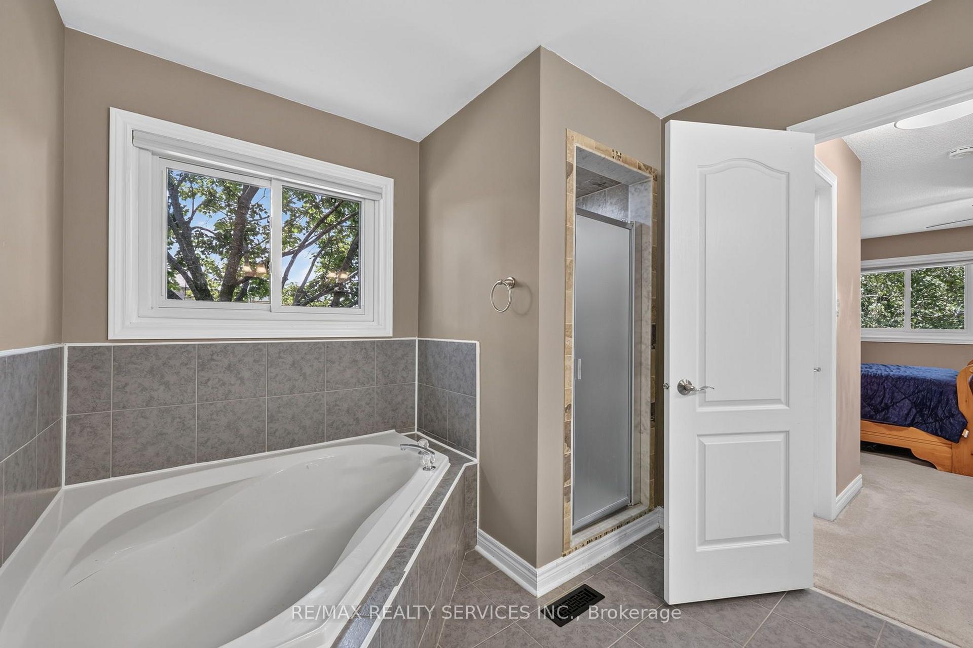 Photo 29 of 1 Plummer Road, Caledon, Bolton West — HOMEH