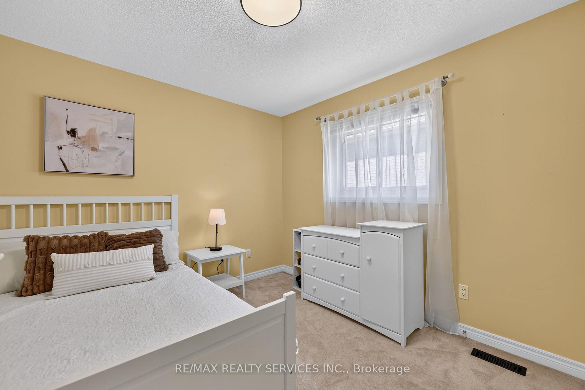 Photo 31 of 1 Plummer Road, Caledon, Bolton West — HOMEH