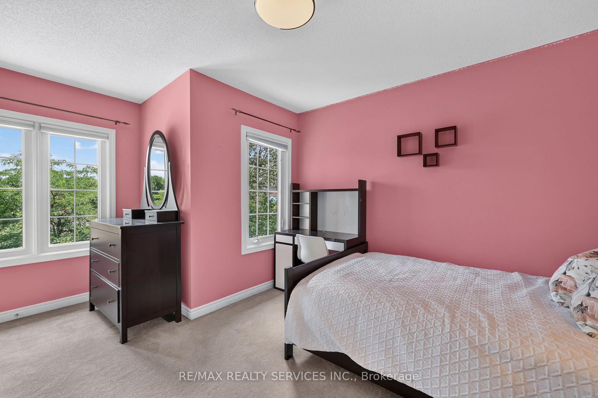 Photo 33 of 1 Plummer Road, Caledon, Bolton West — HOMEH