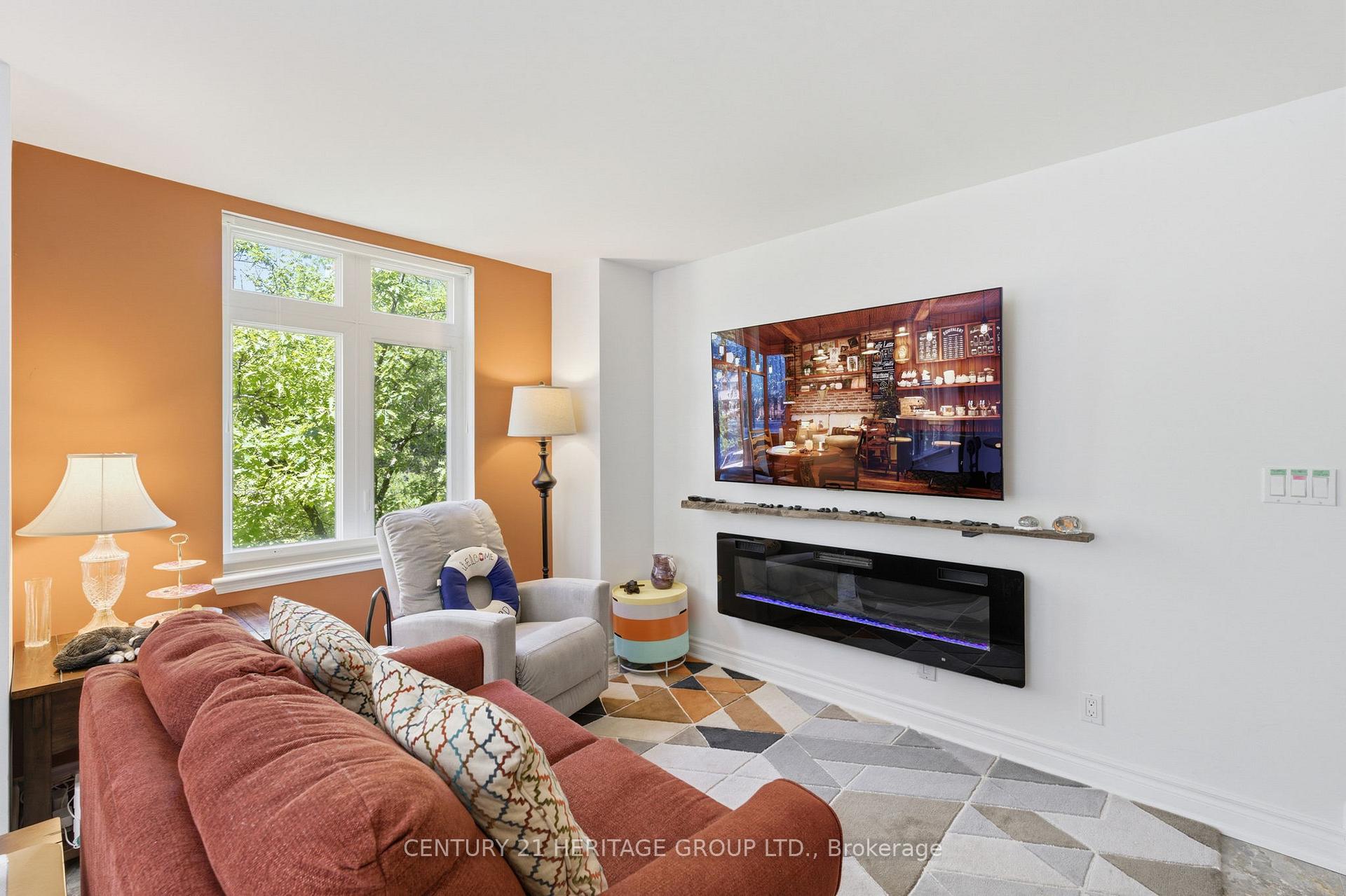 Photo 10 of Unit 8, 87 Lillian Street, Toronto, Mount Pleasant West — HOMEH