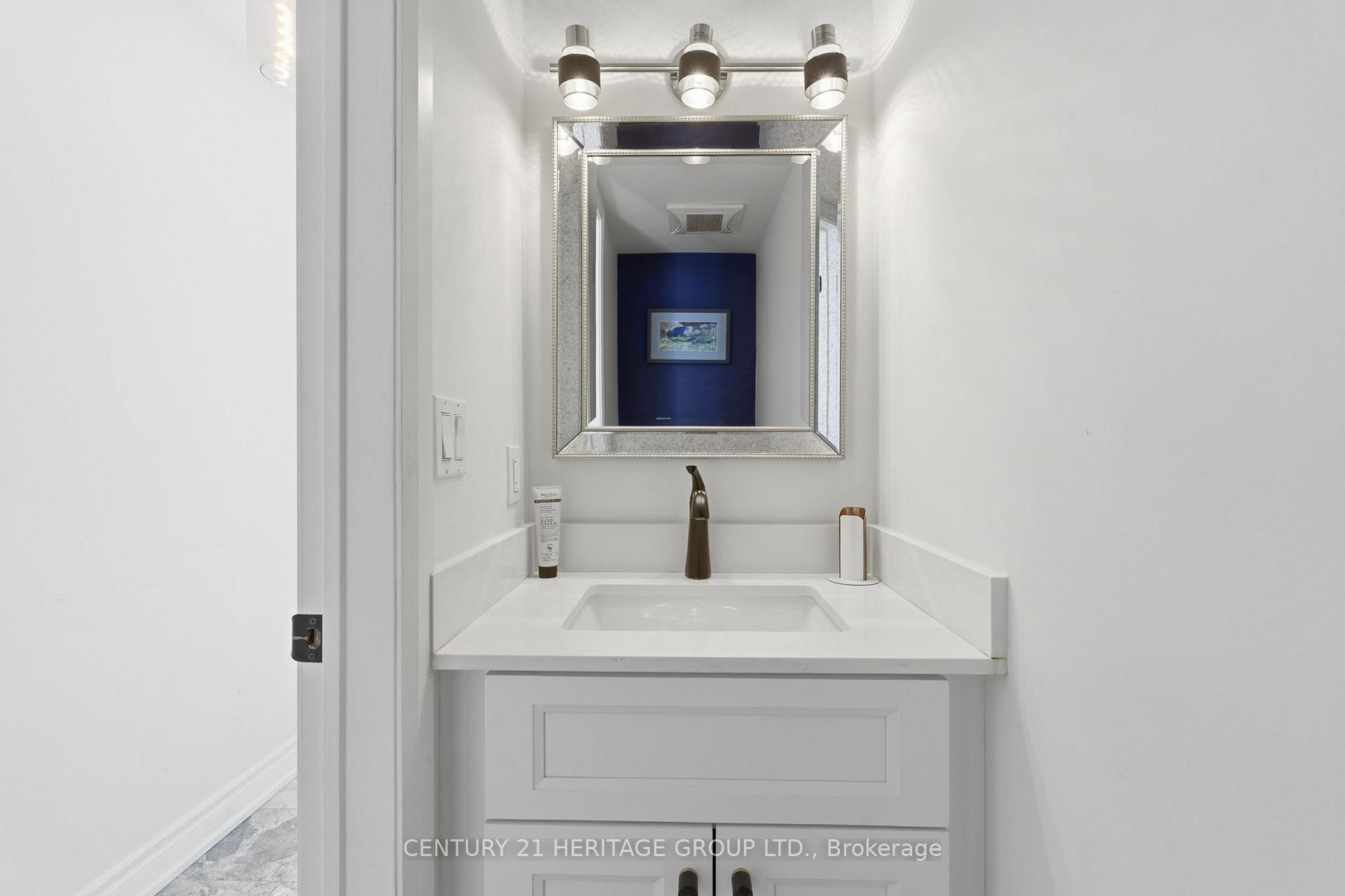 Photo 17 of Unit 8, 87 Lillian Street, Toronto, Mount Pleasant West — HOMEH