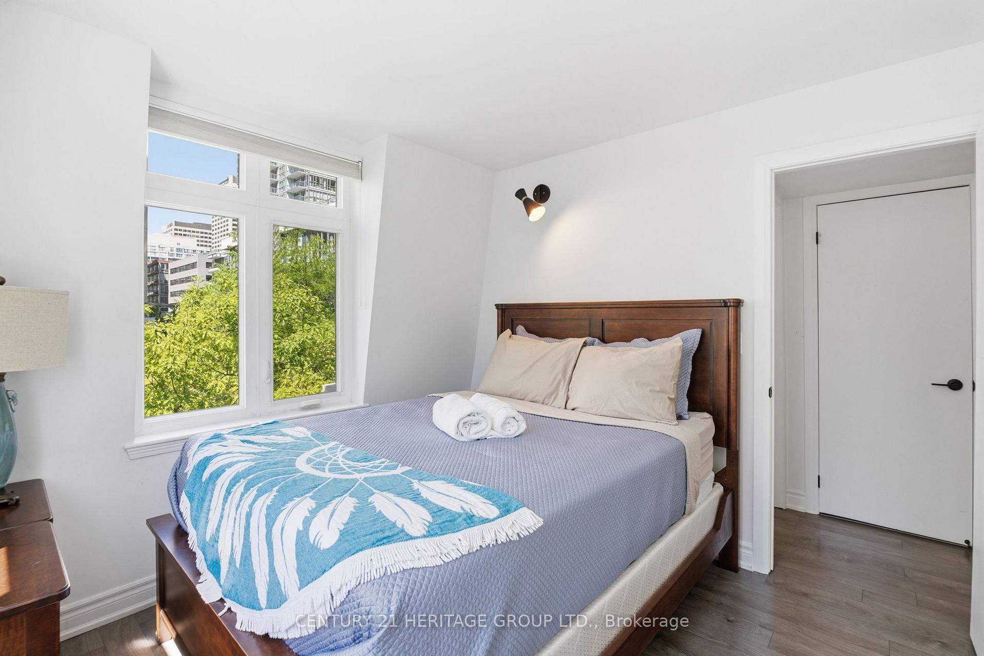 Photo 19 of Unit 8, 87 Lillian Street, Toronto, Mount Pleasant West — HOMEH
