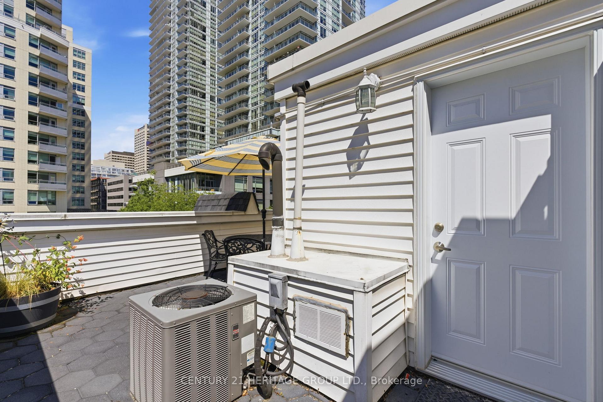 Photo 26 of Unit 8, 87 Lillian Street, Toronto, Mount Pleasant West — HOMEH