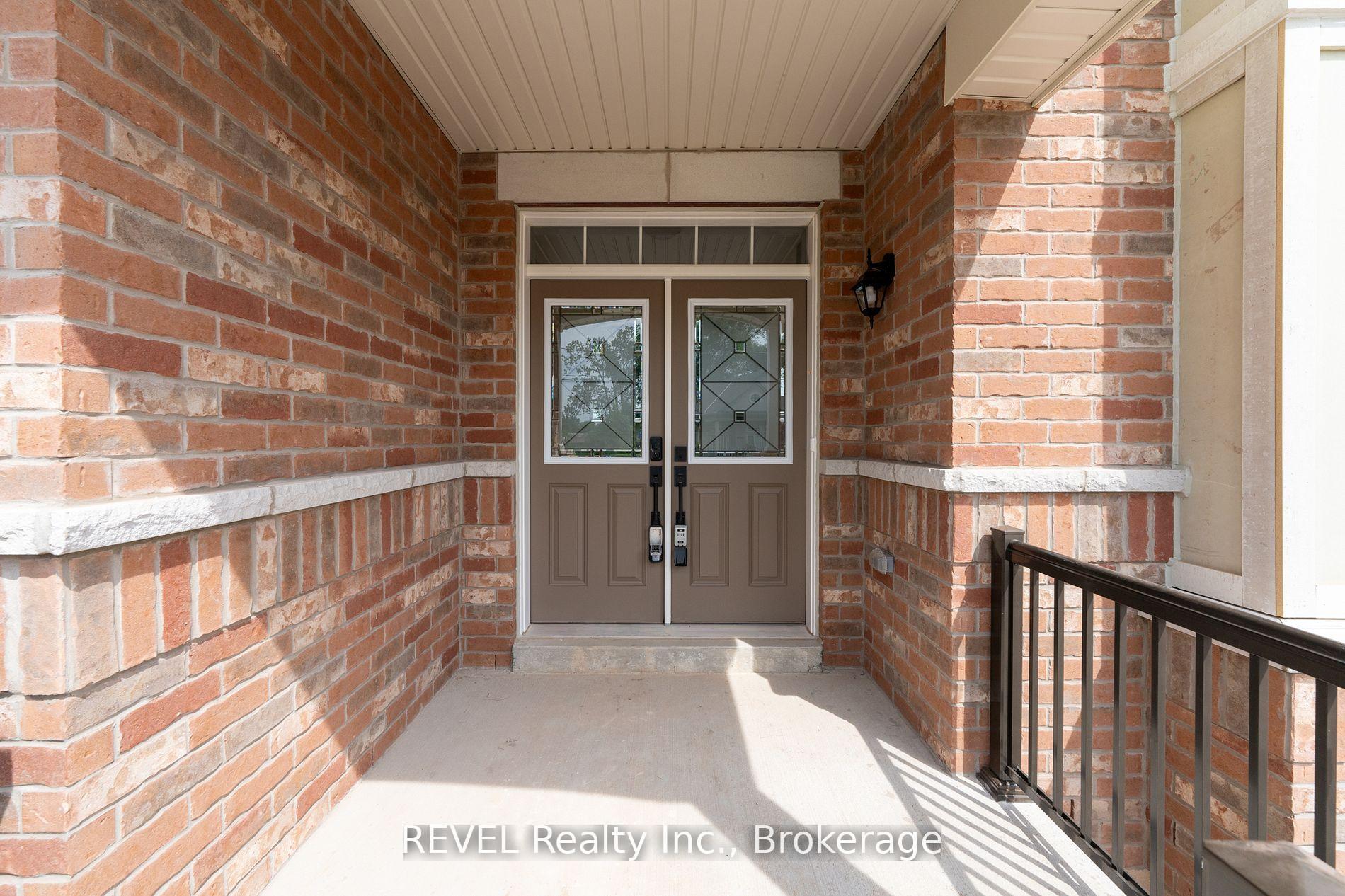 Photo 3 of 4568 Lyons Parkway, Niagara Falls, Lyons Creek — HOMEH