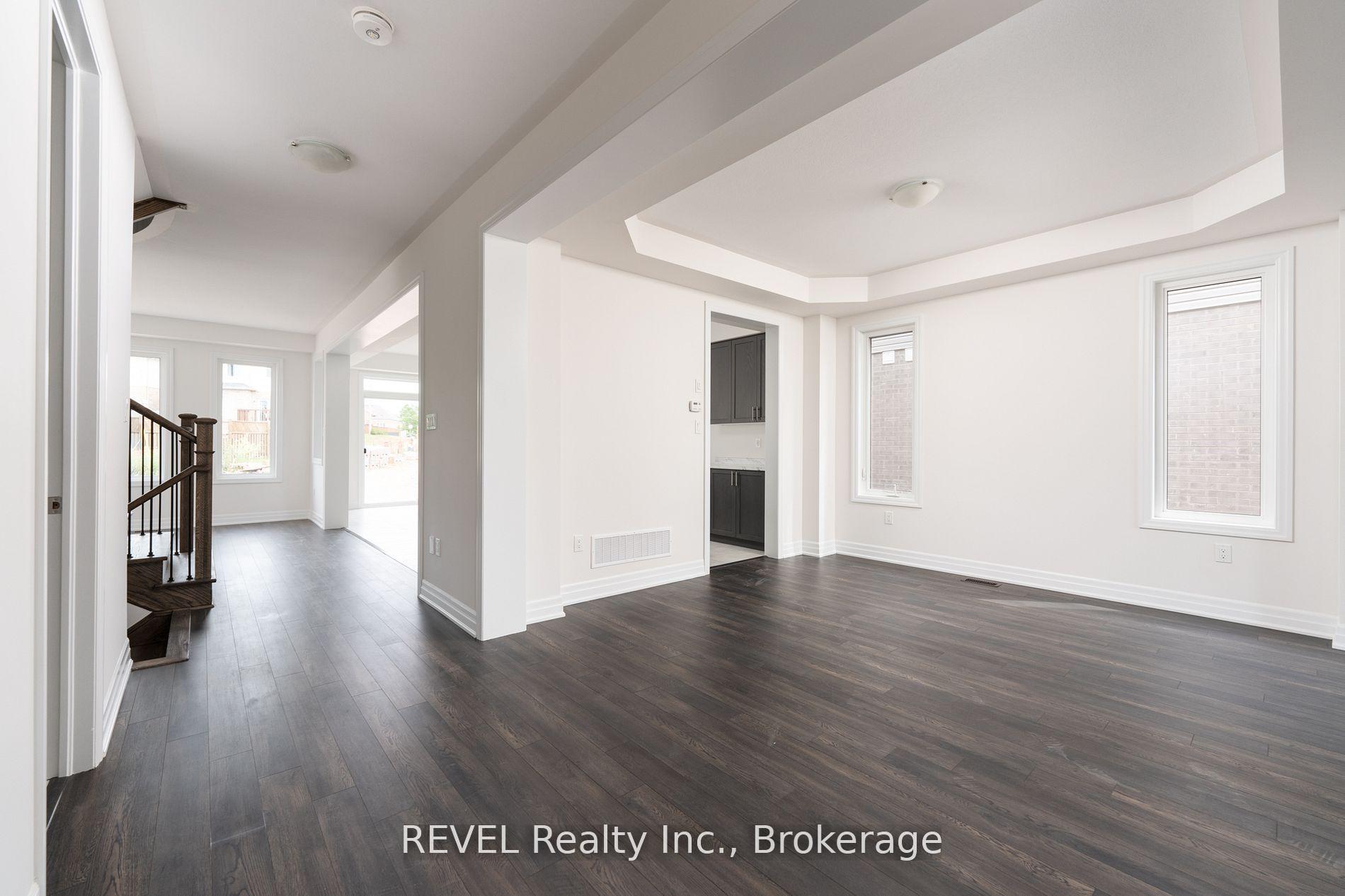 Photo 7 of 4568 Lyons Parkway, Niagara Falls, Lyons Creek — HOMEH