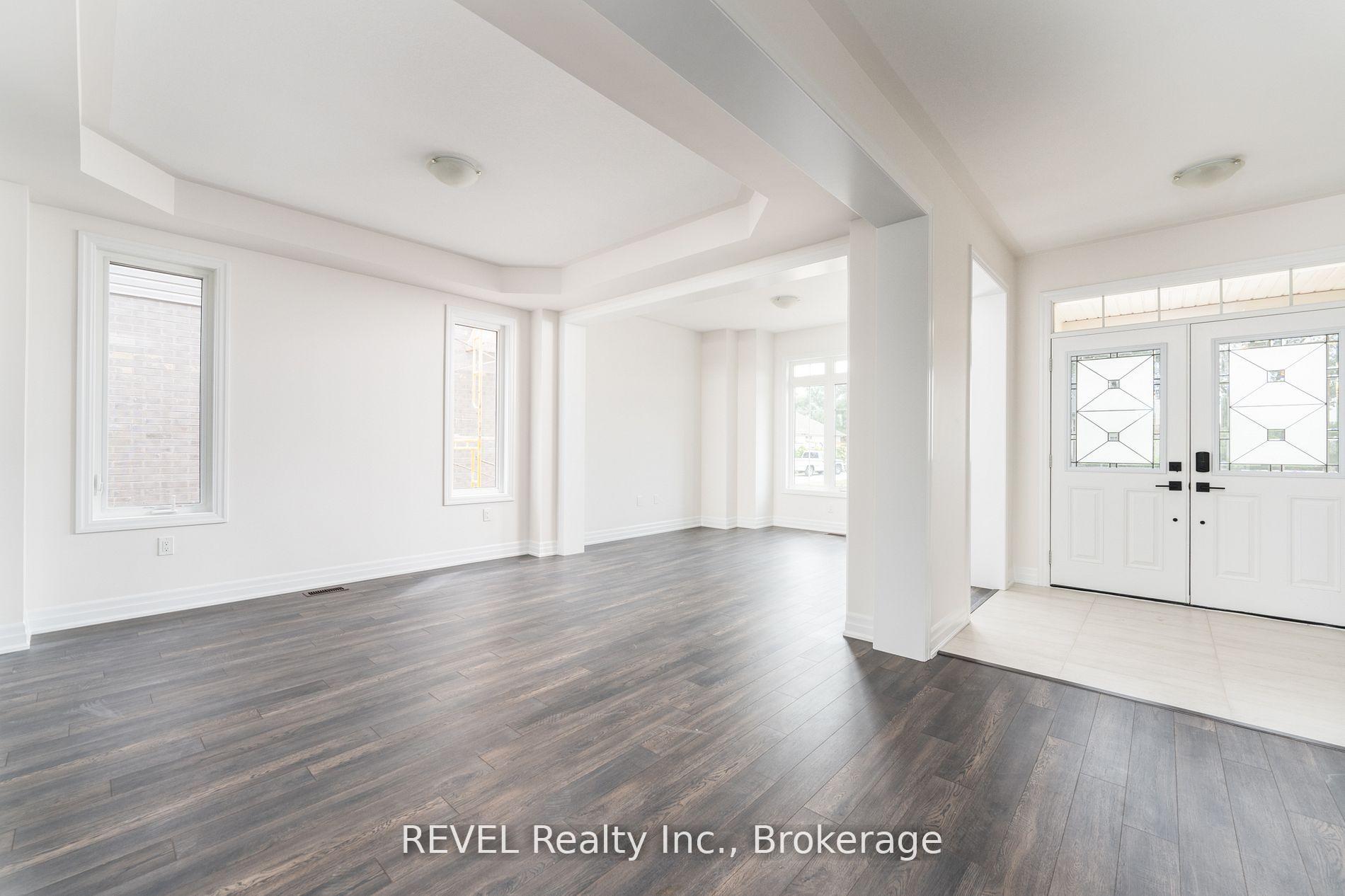 Photo 8 of 4568 Lyons Parkway, Niagara Falls, Lyons Creek — HOMEH