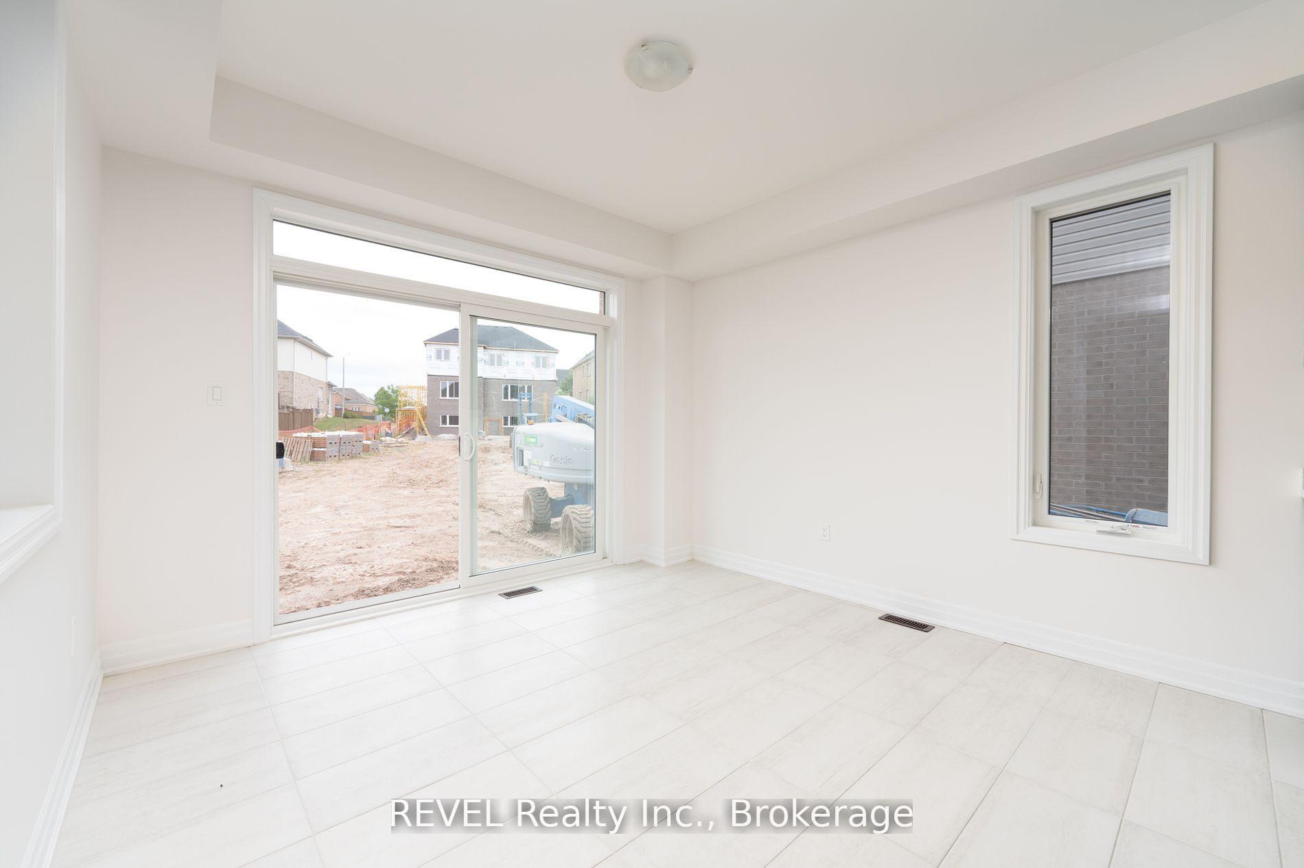 Photo 11 of 4568 Lyons Parkway, Niagara Falls, Lyons Creek — HOMEH