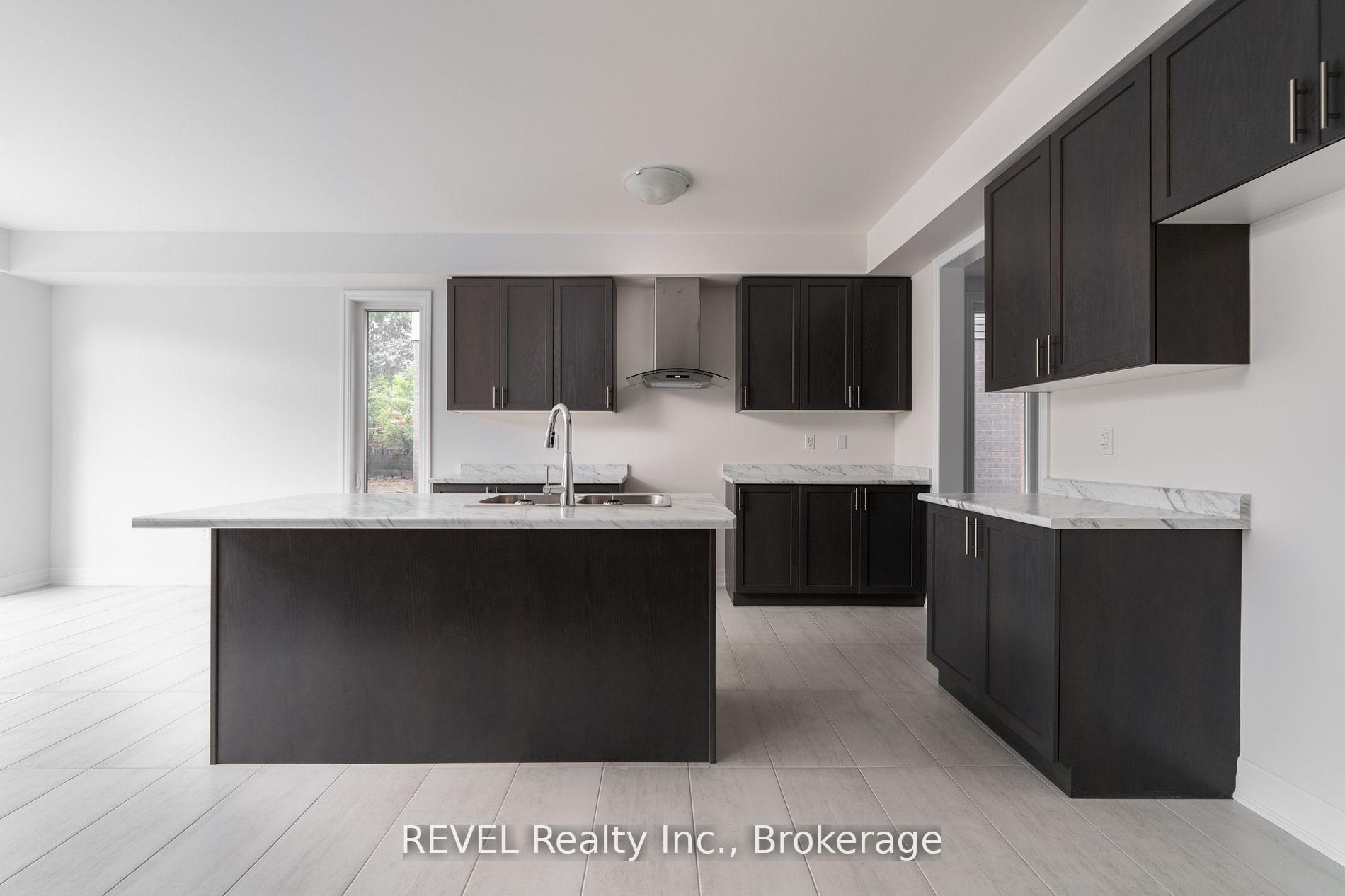 Photo 12 of 4568 Lyons Parkway, Niagara Falls, Lyons Creek — HOMEH