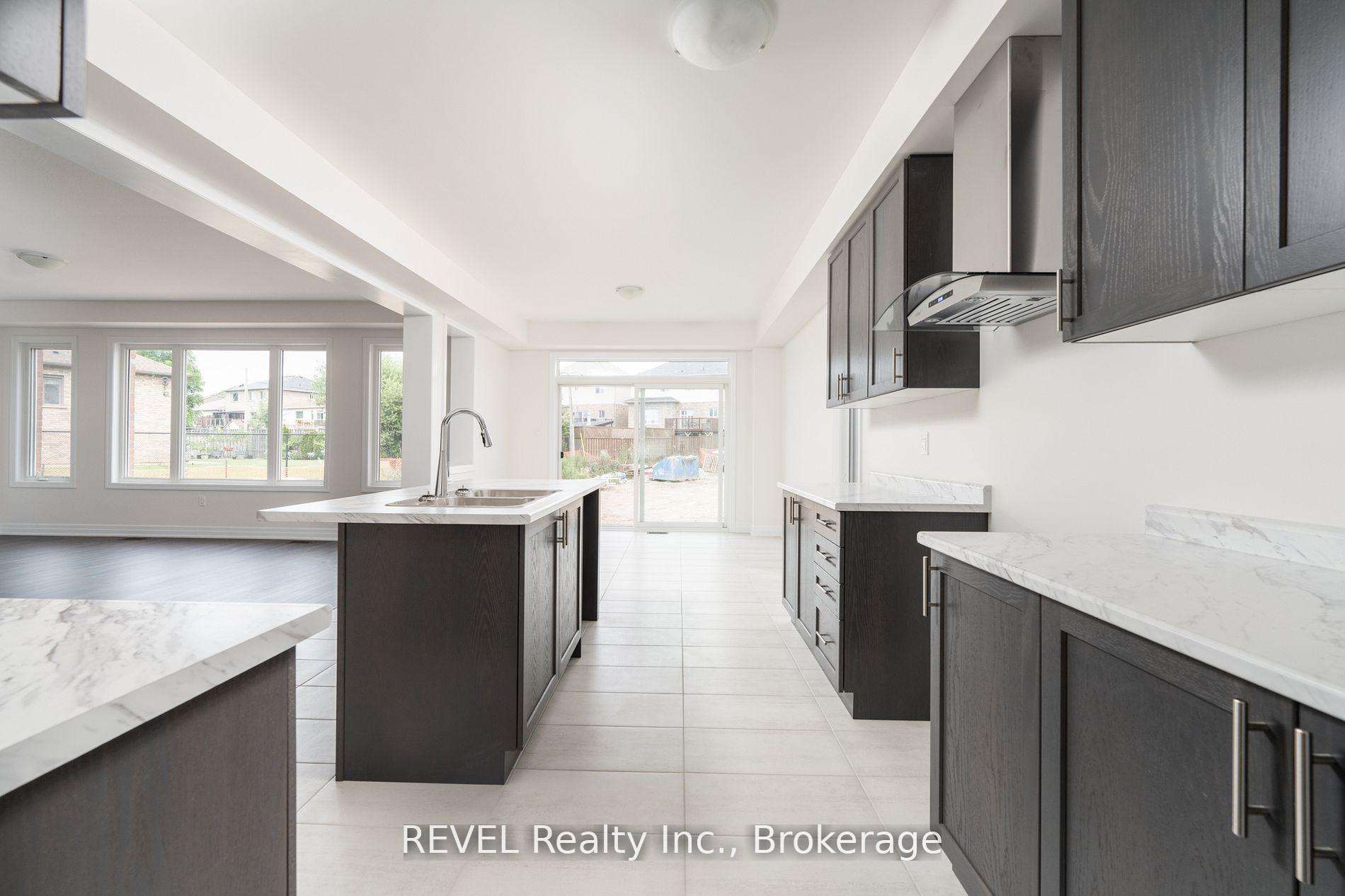 Photo 13 of 4568 Lyons Parkway, Niagara Falls, Lyons Creek — HOMEH