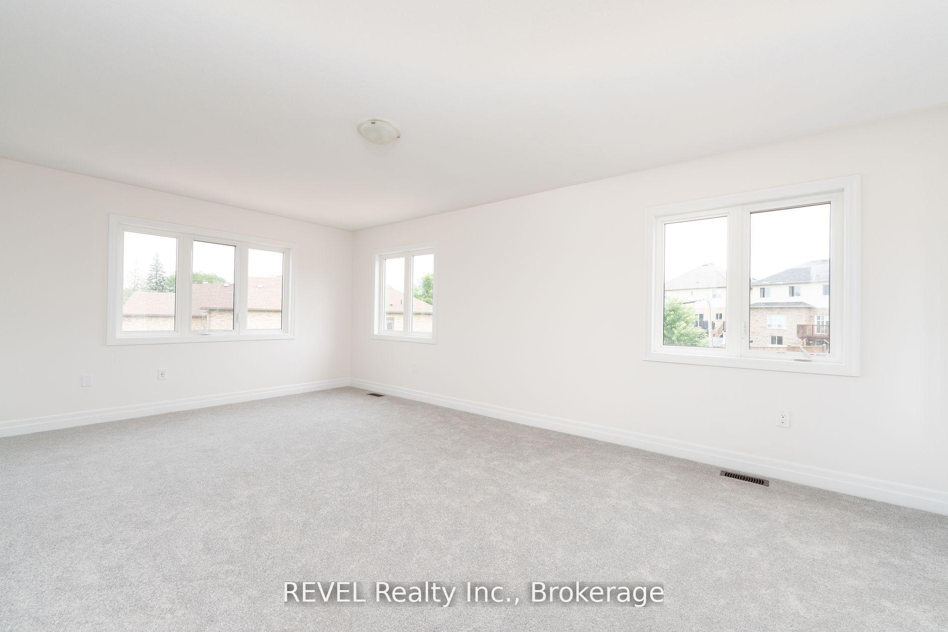 Photo 17 of 4568 Lyons Parkway, Niagara Falls, Lyons Creek — HOMEH