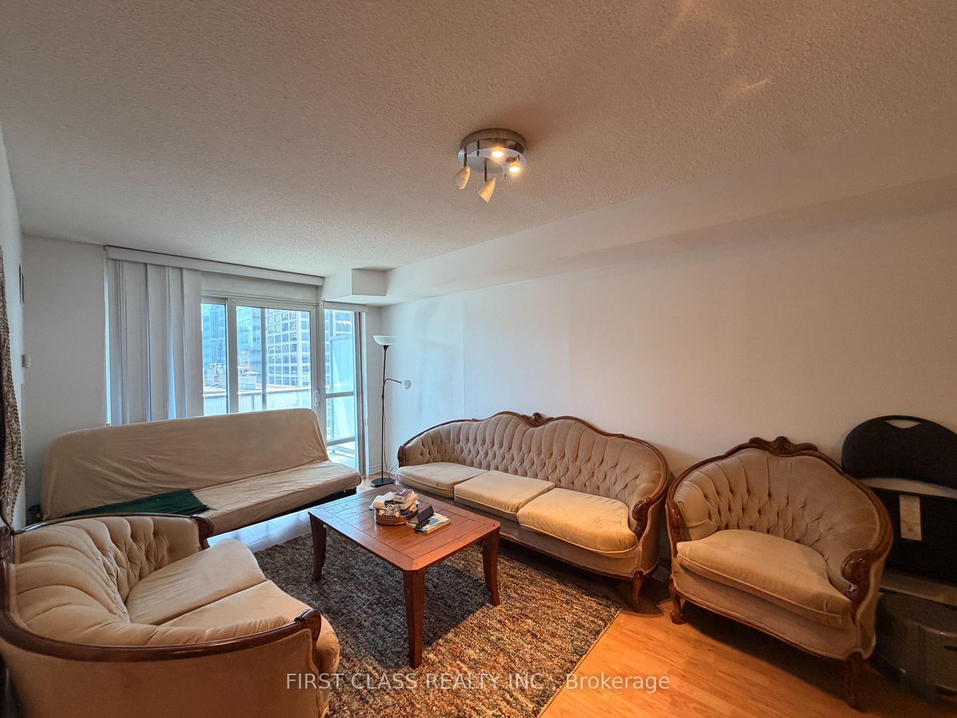 Photo 8 of Unit 2107, 761 Bay Street, Toronto, Bay Street Corridor — HOMEH