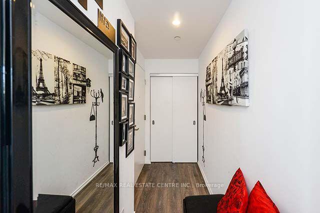 Photo 3 of Unit 2507, 75 St Nicholas Street, Toronto, Bay Street Corridor — HOMEH