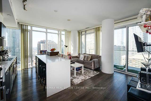 Photo 4 of Unit 2507, 75 St Nicholas Street, Toronto, Bay Street Corridor — HOMEH