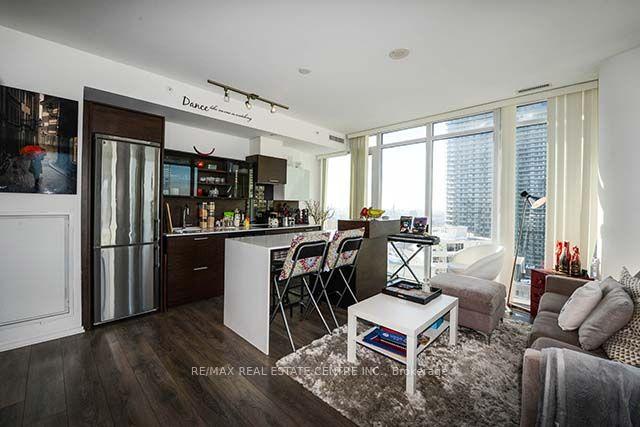 Photo 5 of Unit 2507, 75 St Nicholas Street, Toronto, Bay Street Corridor — HOMEH