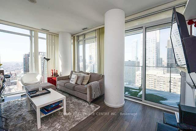 Photo 9 of Unit 2507, 75 St Nicholas Street, Toronto, Bay Street Corridor — HOMEH