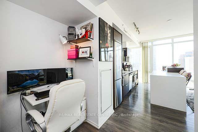 Photo 12 of Unit 2507, 75 St Nicholas Street, Toronto, Bay Street Corridor — HOMEH